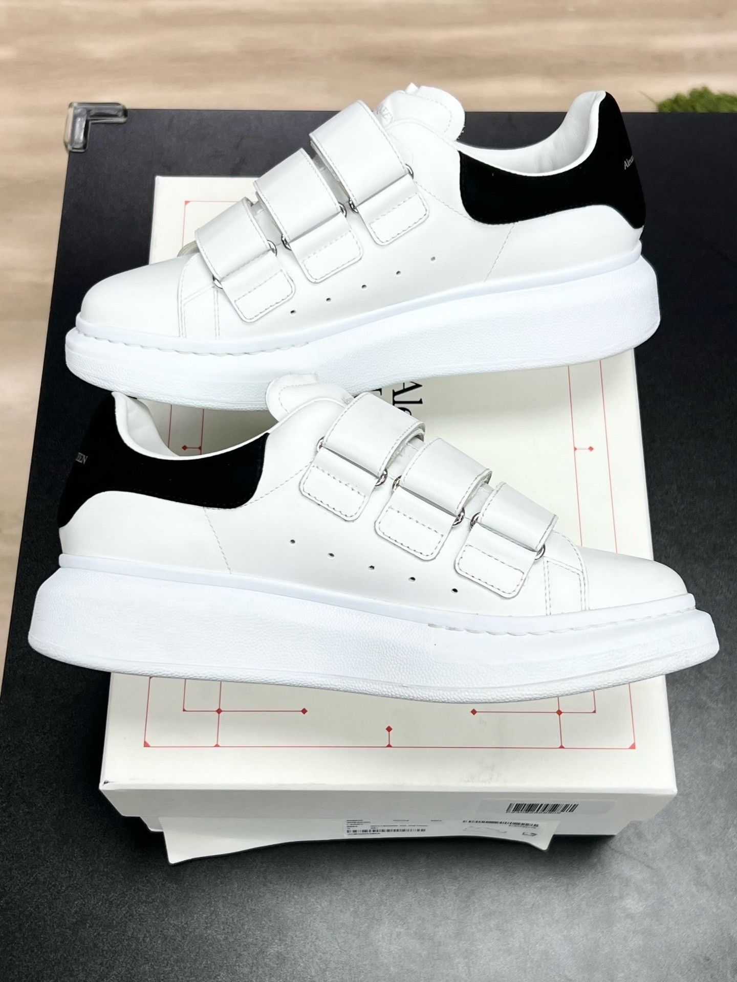 Alexander McQueen Alexander McQueen Black Velcro Size US XS / EU 42 / 0 - 6 Thumbnail