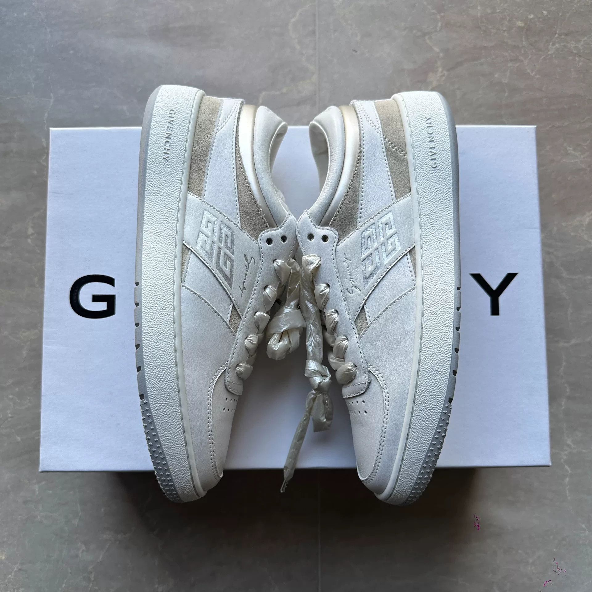 Givenchy Givenchy White Designer Casual Size S / US 4 / IT 40 - 5 Thumbnail