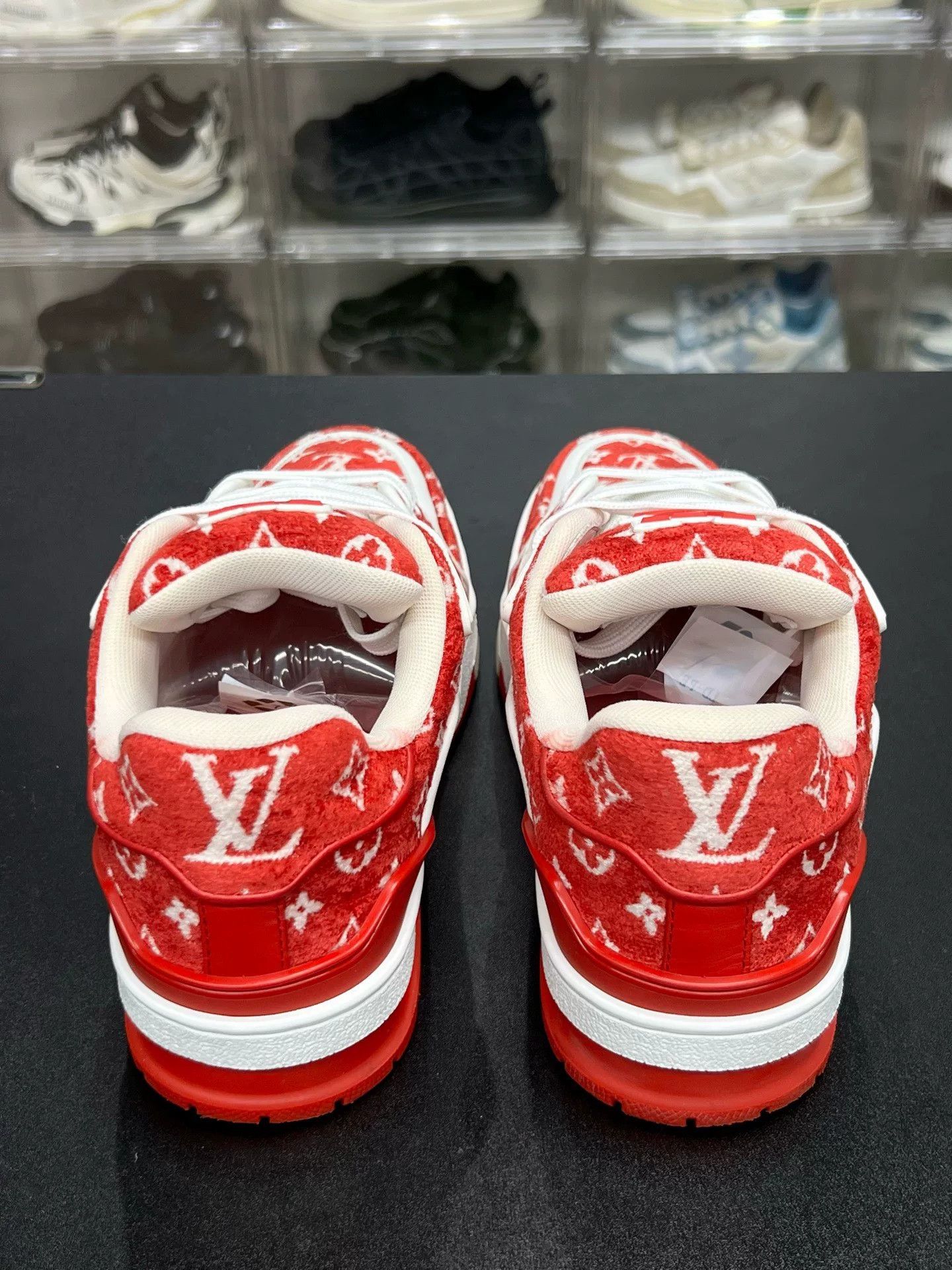 Louis Vuitton Louis Vuitton Red Designer Casual Size US S / EU 44-46 / 1 - 7 Thumbnail