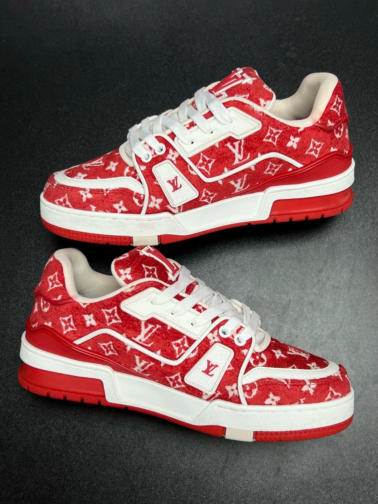 Louis Vuitton Louis Vuitton Red Designer Casual Size US S / EU 44-46 / 1 - 6 Thumbnail