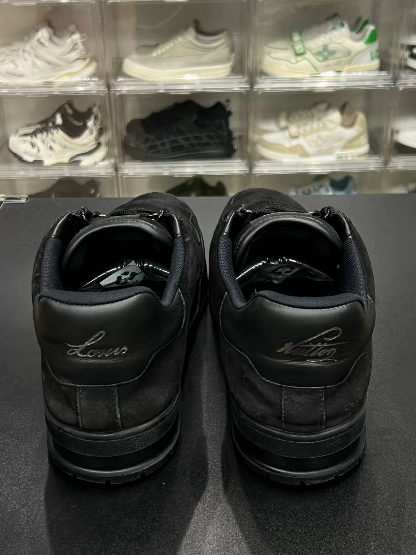 Louis Vuitton Louis Vuitton Black Designer Casual Size US 10 / EU 43 - 7 Thumbnail