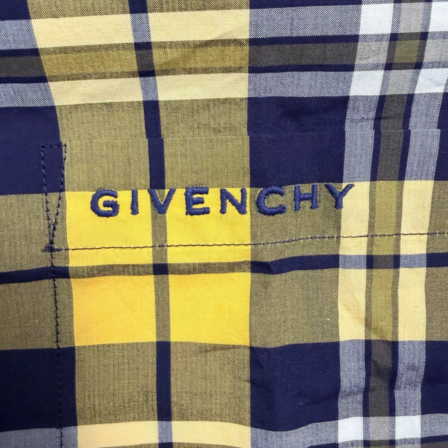 Givenchy Givenchy Yellow Shirt Casual Short Sleeve Size US S / EU 44-46 / 1 - 5 Thumbnail