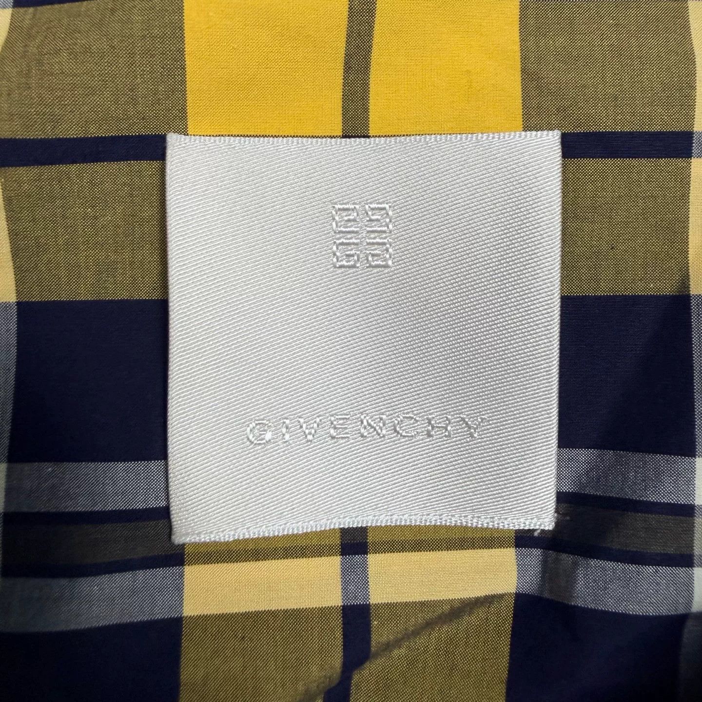 Givenchy Givenchy Yellow Shirt Casual Short Sleeve Size US S / EU 44-46 / 1 - 3 Thumbnail