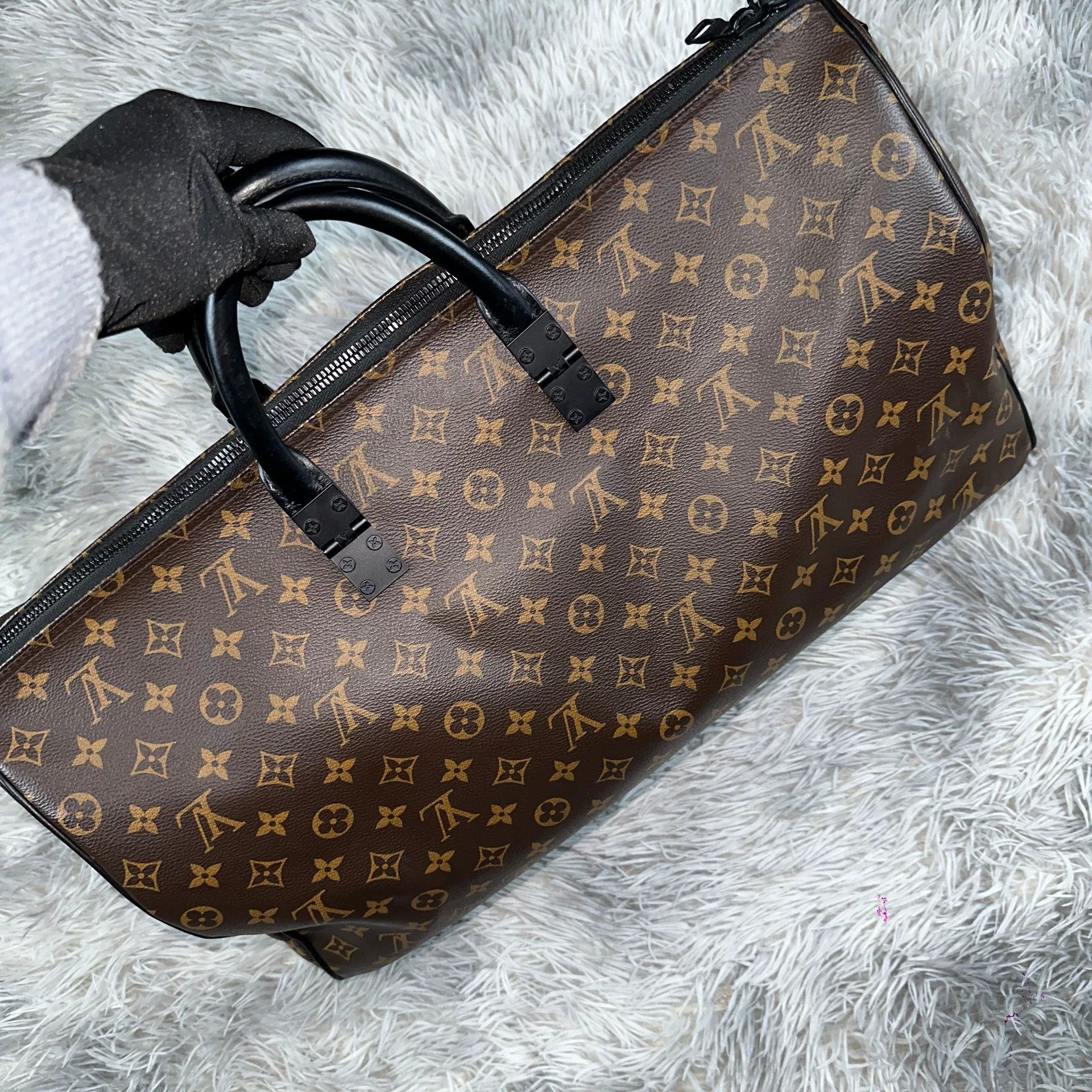 Louis Vuitton Louis Vuitton Orange Glow Designer Size ONE SIZE - 2 Thumbnail