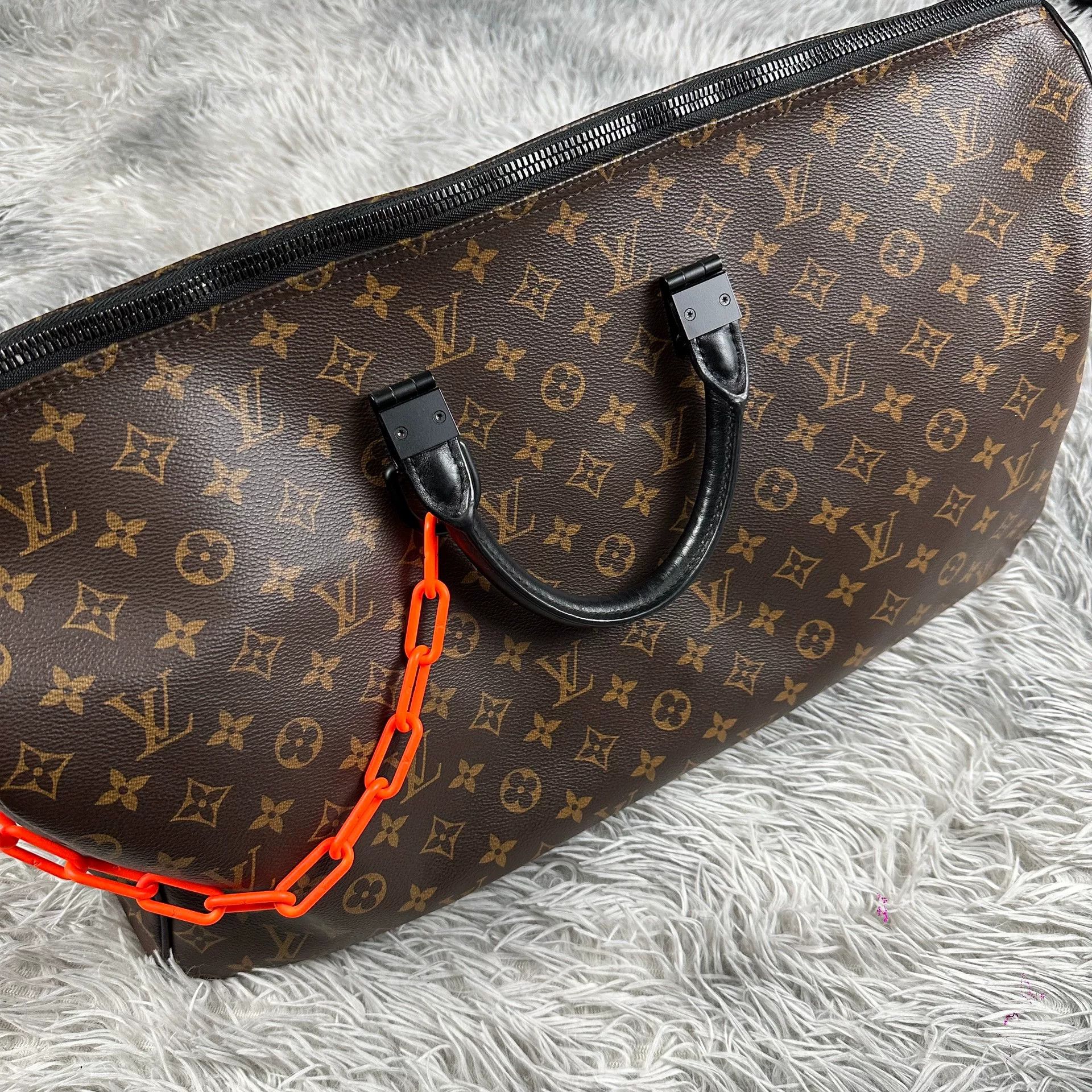 Louis Vuitton Louis Vuitton Orange Glow Designer Size ONE SIZE - 3 Thumbnail