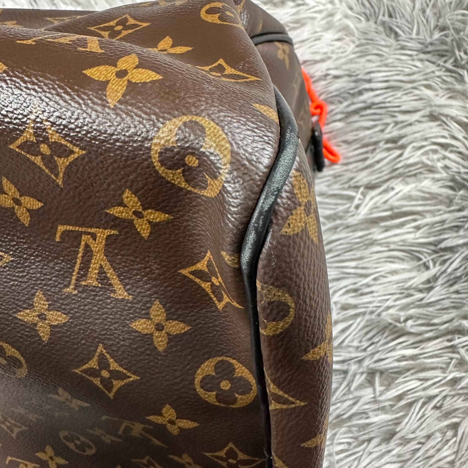 Louis Vuitton Louis Vuitton Orange Glow Designer Size ONE SIZE - 9 Thumbnail