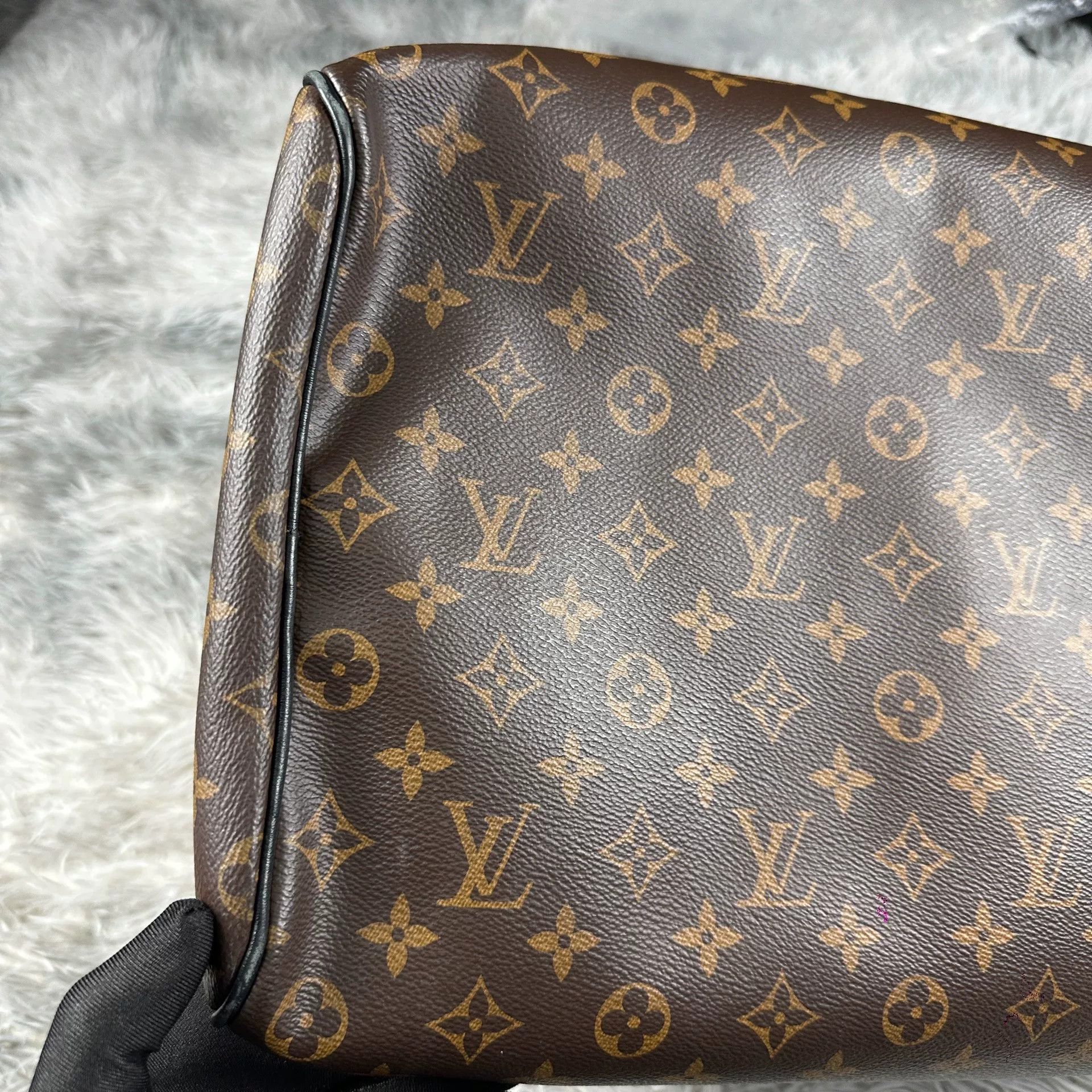 Louis Vuitton Louis Vuitton Orange Glow Designer Size ONE SIZE - 5 Thumbnail