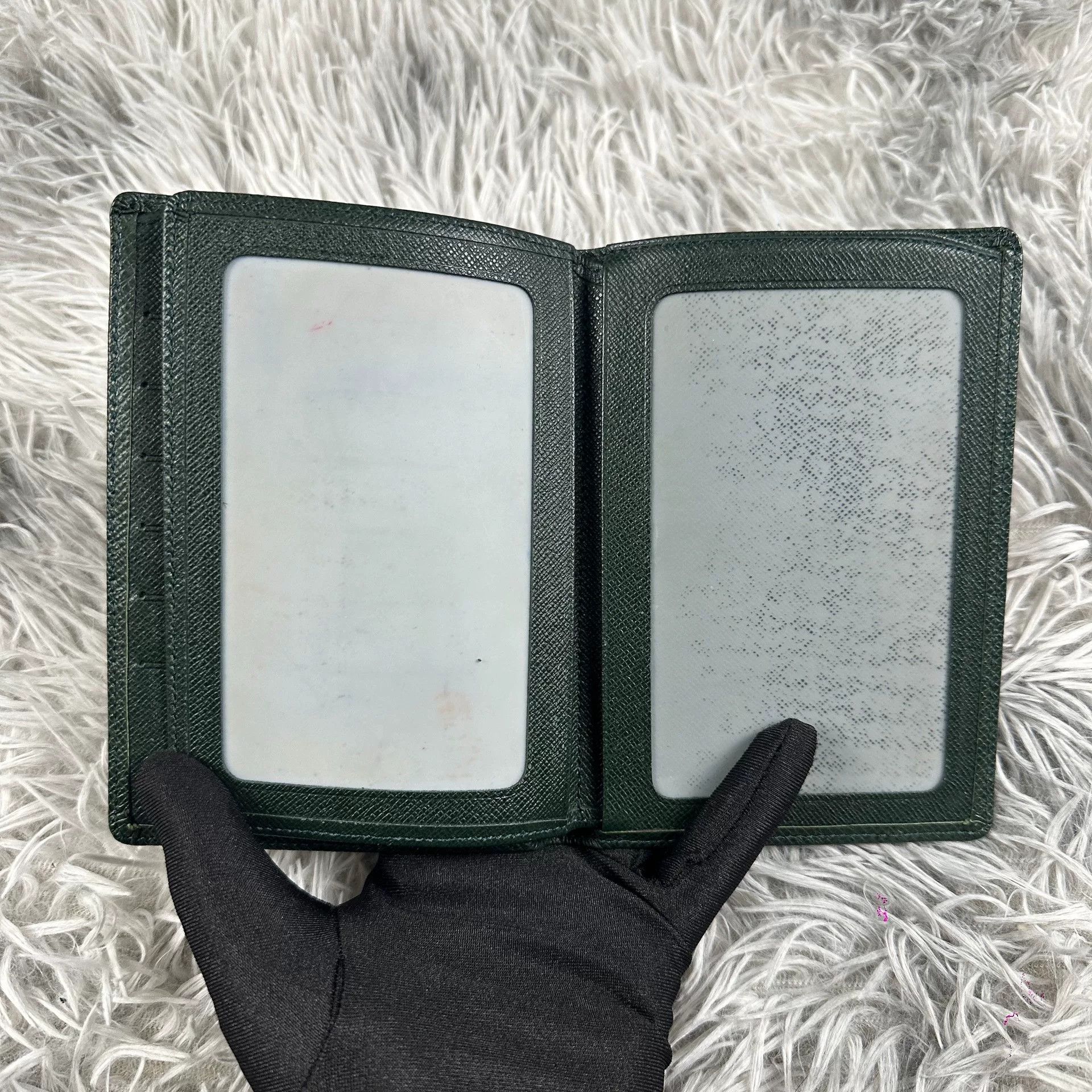 Louis Vuitton Louis Vuitton Green Wallet Designer Size ONE SIZE - 6 Thumbnail