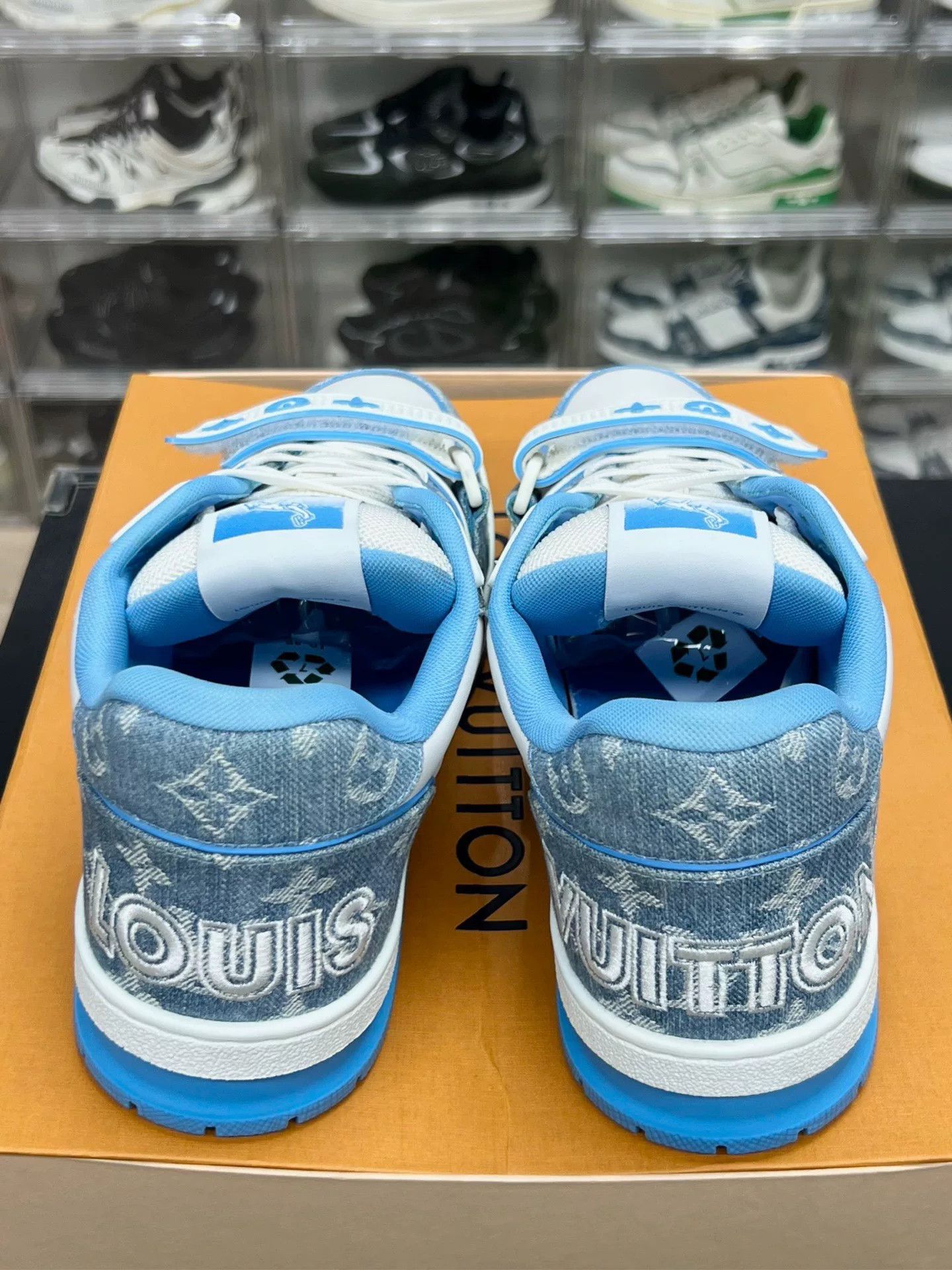 Louis Vuitton Louis Vuitton Blue Velcro Designer Size US XS / EU 42 / 0 - 7 Thumbnail