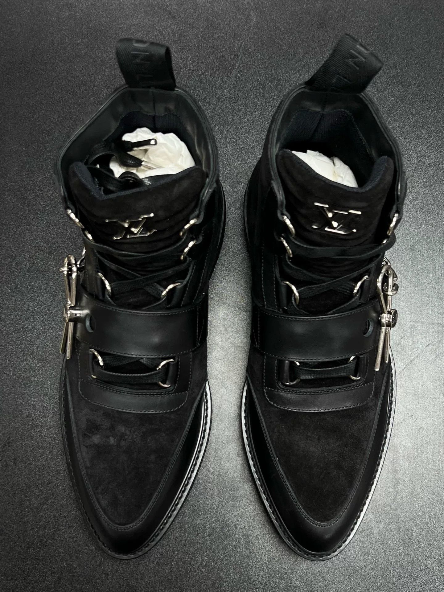 Louis Vuitton Louis Vuitton Black Designer Casual Size US 5 / EU 37 - 3 Thumbnail