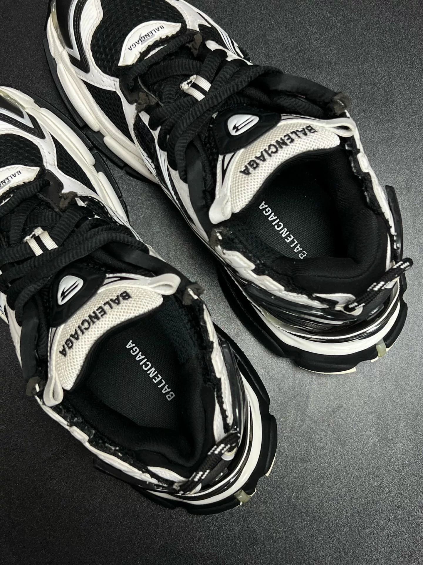 Balenciaga Balenciaga Black Designer Casual Size US S / EU 44-46 / 1 - 4 Thumbnail
