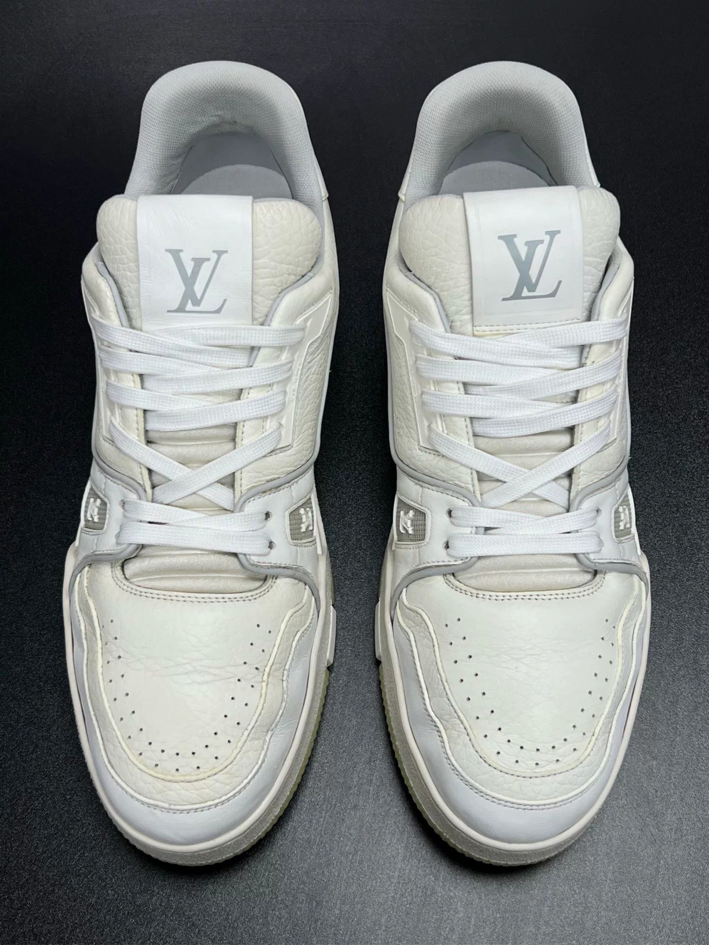 Louis Vuitton Louis Vuitton White Designer Casual Size US S / EU 44-46 / 1 - 3 Thumbnail