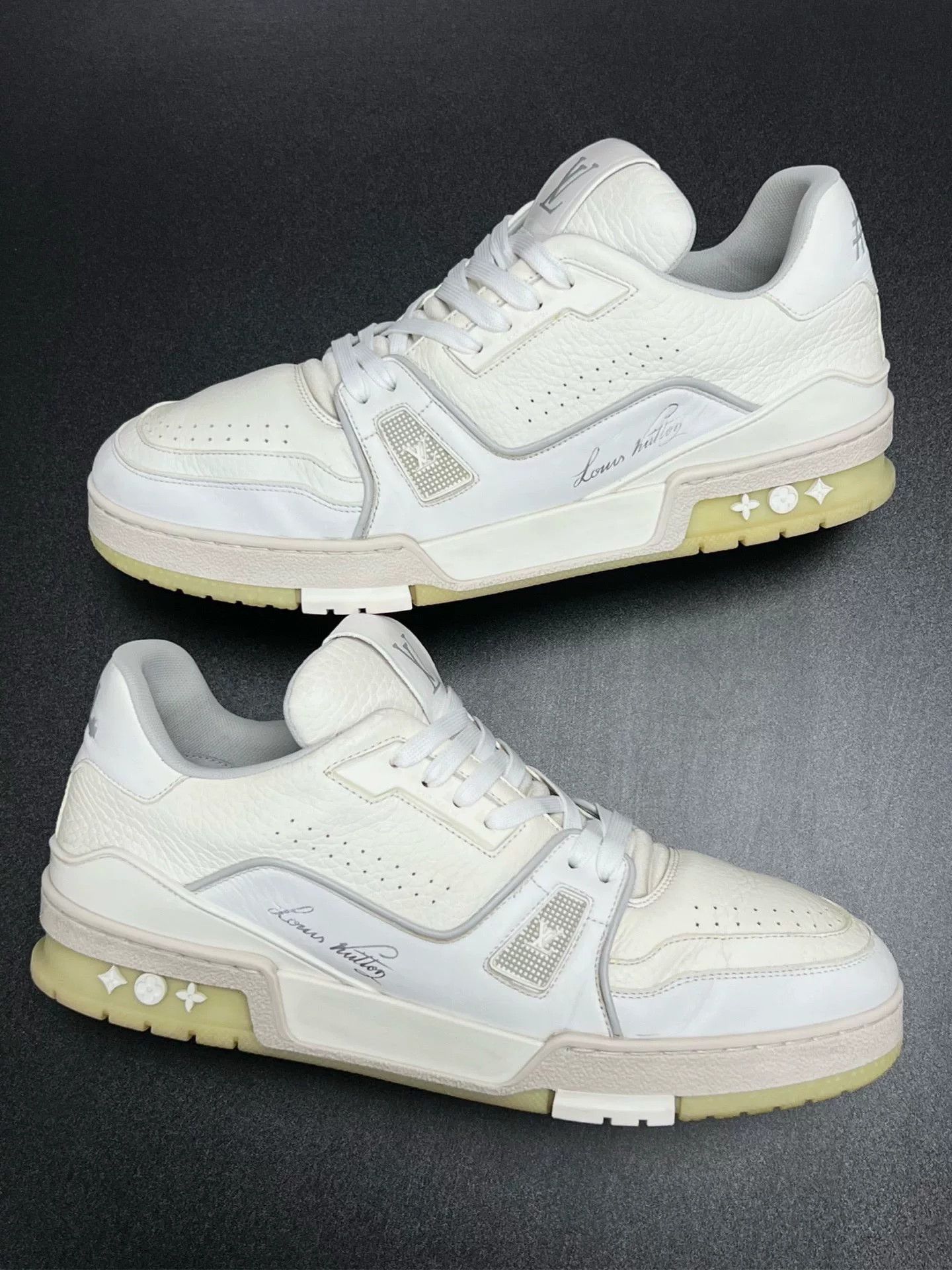 Louis Vuitton Louis Vuitton White Designer Casual Size US S / EU 44-46 / 1 - 5 Thumbnail