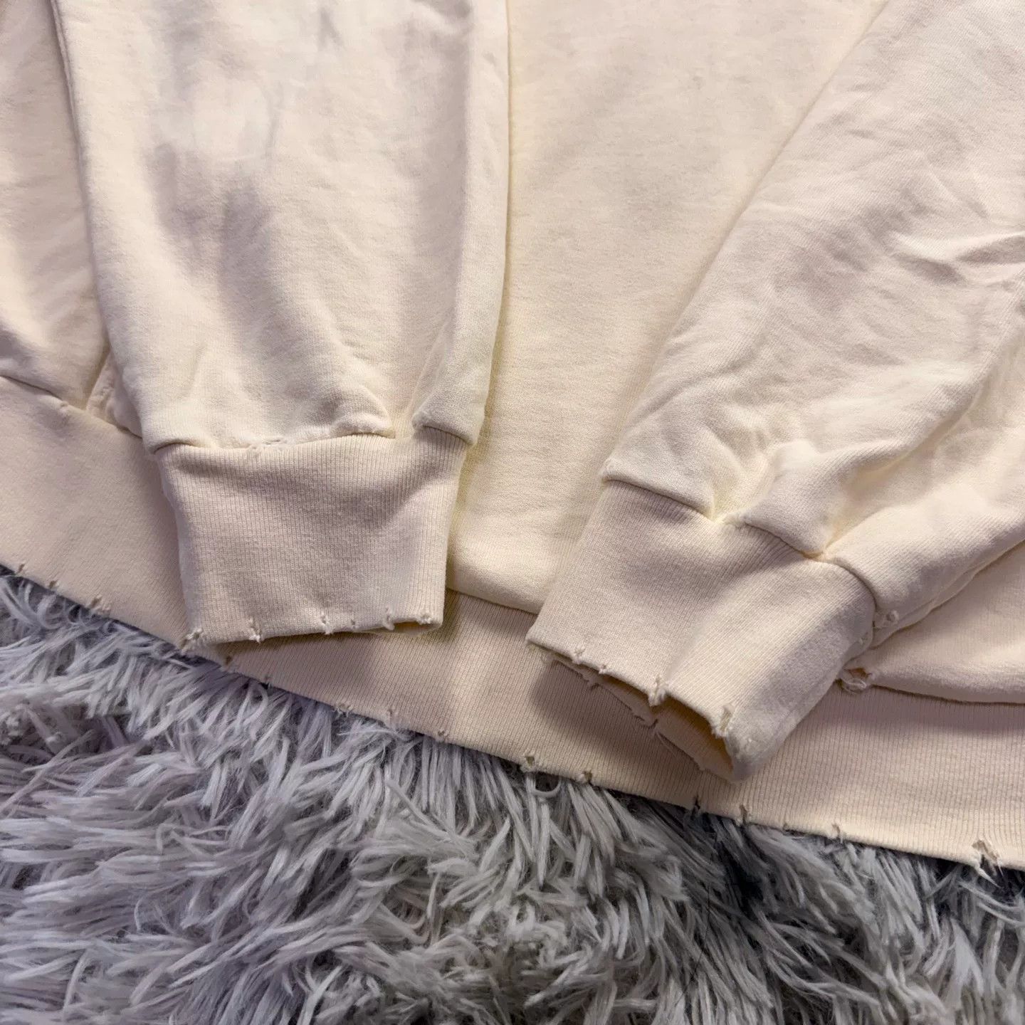 Balenciaga Balenciaga Sweatshirt Pullover Size US XS / EU 42 / 0 - 5 Thumbnail