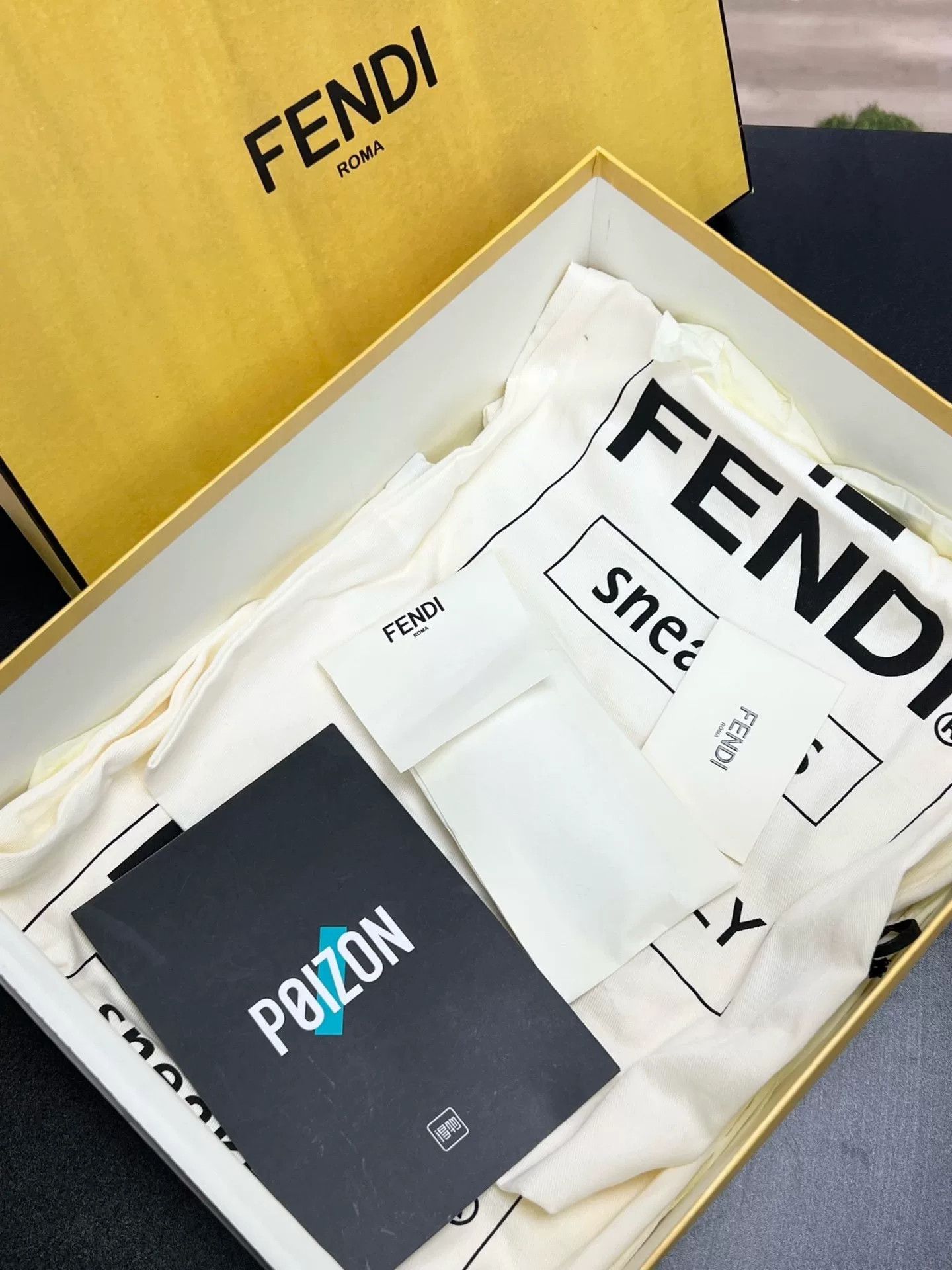 Fendi Fendi White Velcro Designer Casual Size US 6 / IT 36 - 9 Thumbnail