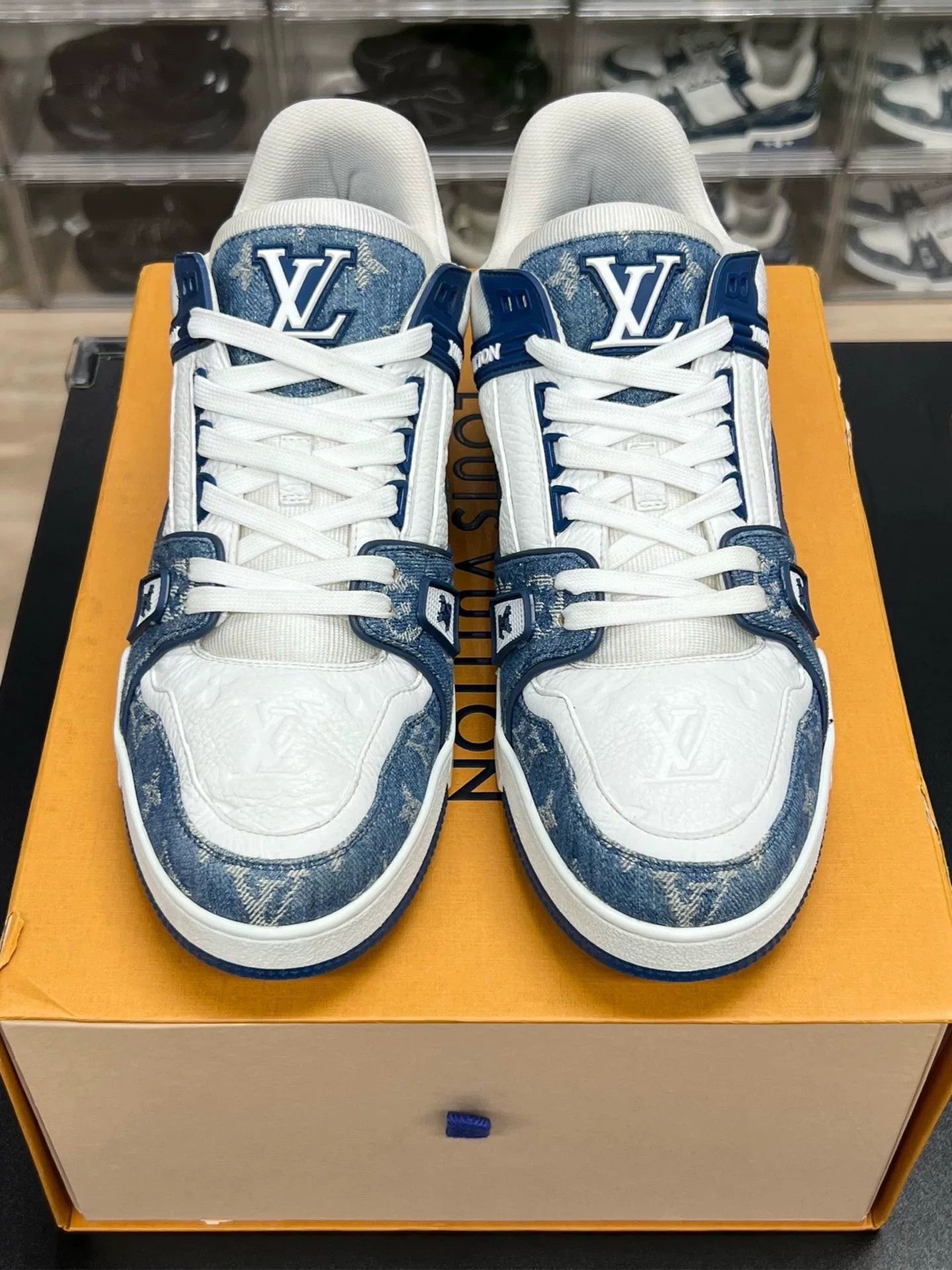 Louis Vuitton Louis Vuitton Blue Denim Designer 43EU10US Size US 10 / EU 43 - 2 Thumbnail