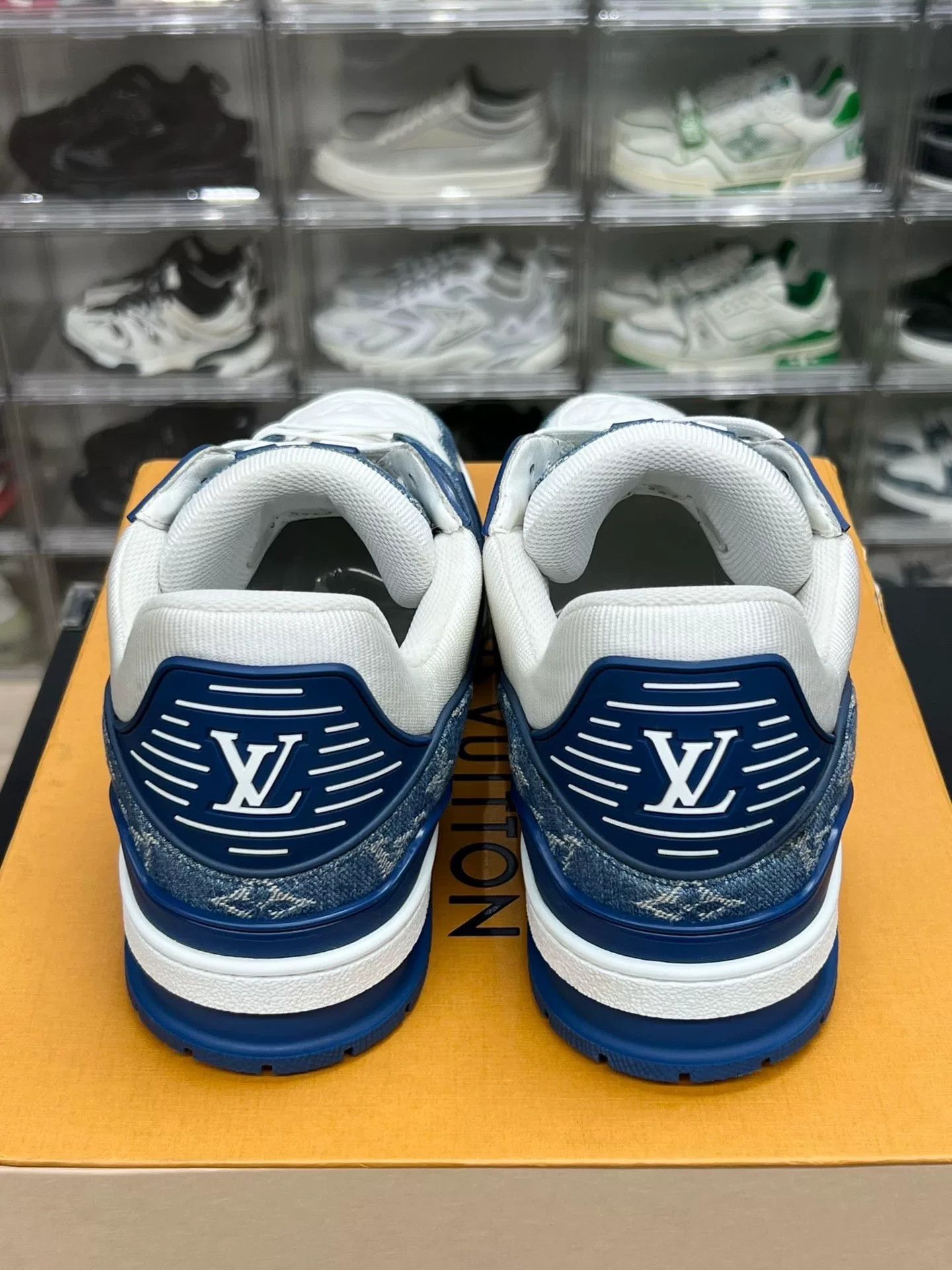 Louis Vuitton Louis Vuitton Blue Denim Designer 43EU10US Size US 10 / EU 43 - 7 Thumbnail