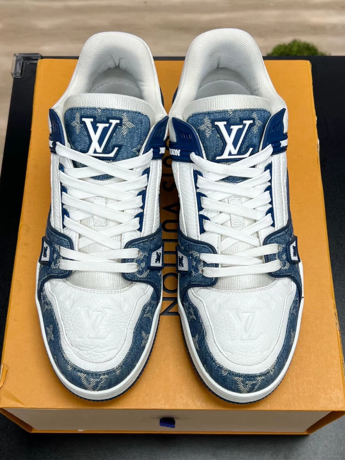 Louis Vuitton Louis Vuitton Blue Denim Designer 43EU10US Size US 10 / EU 43 - 3 Thumbnail