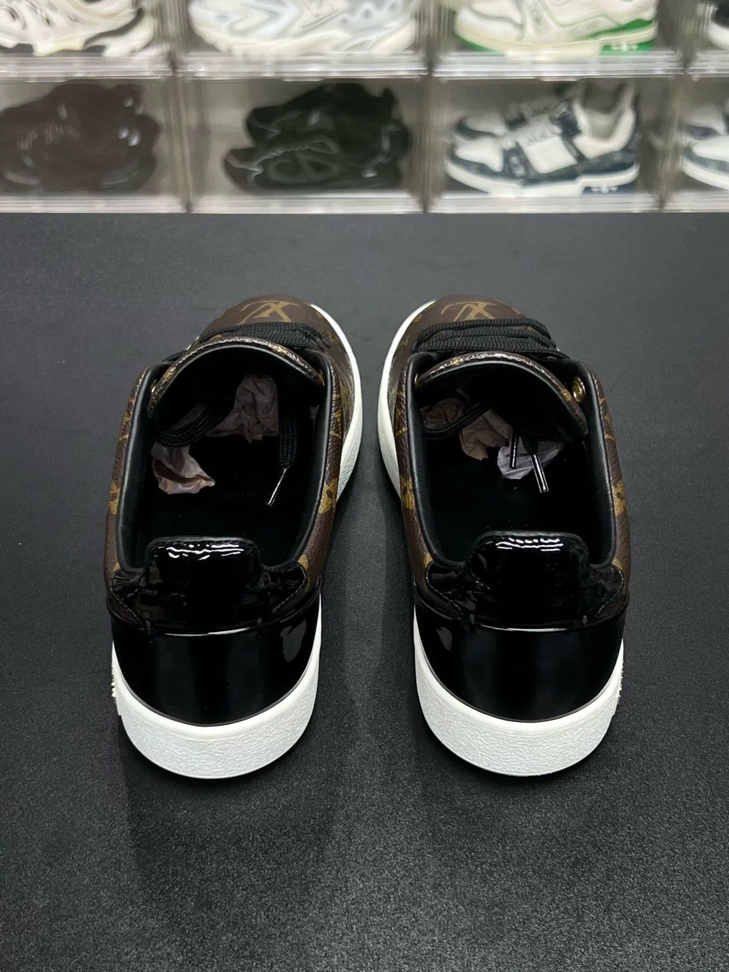 Louis Vuitton Louis Vuitton Shoes Low Top High Top Size US 5 / EU 37 - 7 Thumbnail
