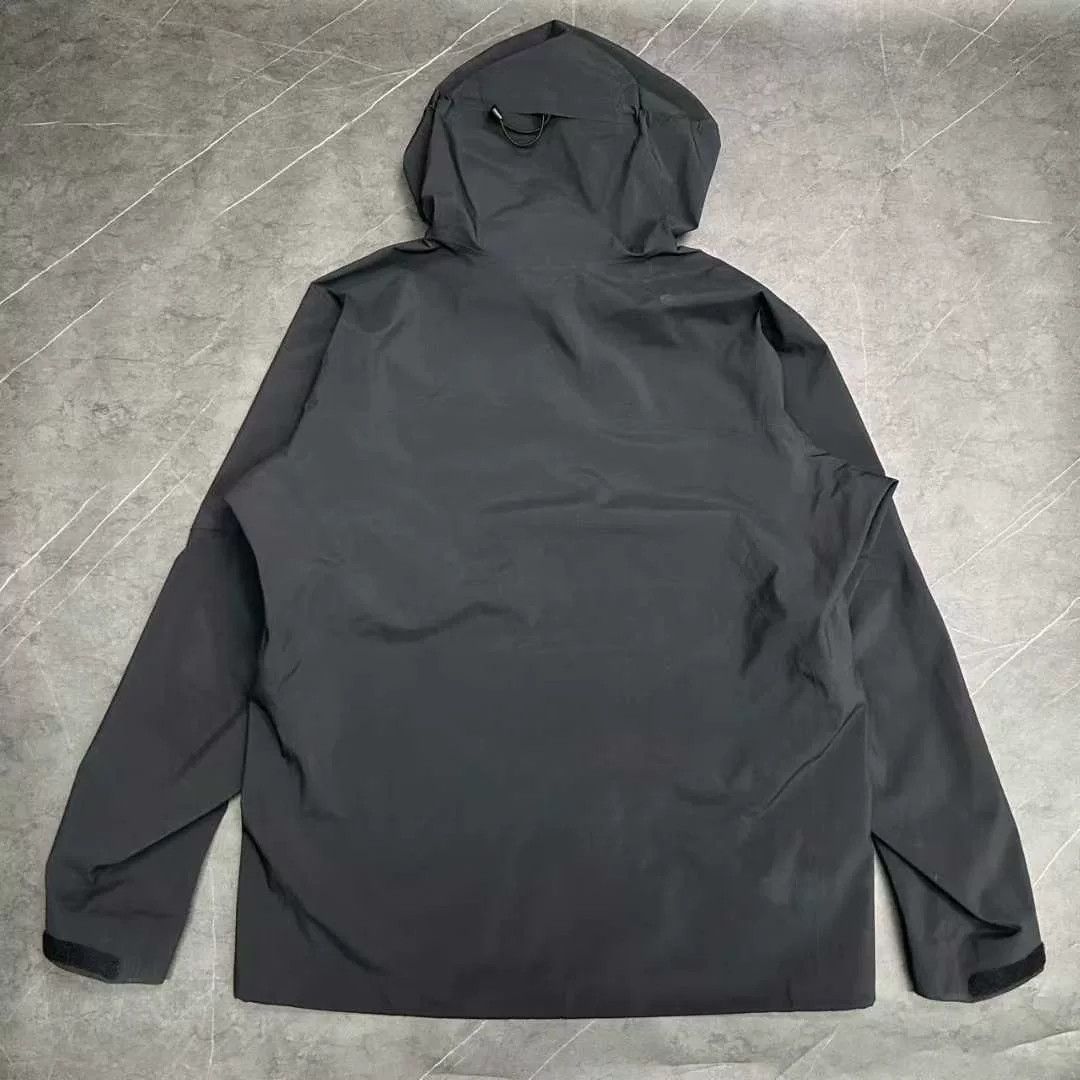 Arc'teryx Arc'teryx Black Designer Casual Size US XL / EU 56 / 4 - 2 Thumbnail