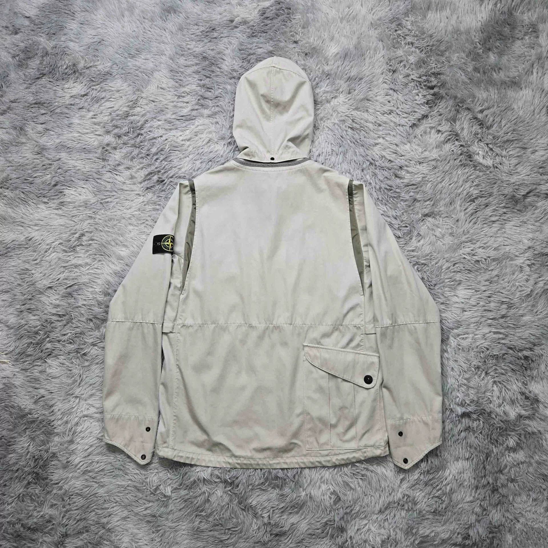 Nike Nike Yellow Jacket Outerwear Casual Size US L / EU 52-54 / 3 - 2 Thumbnail