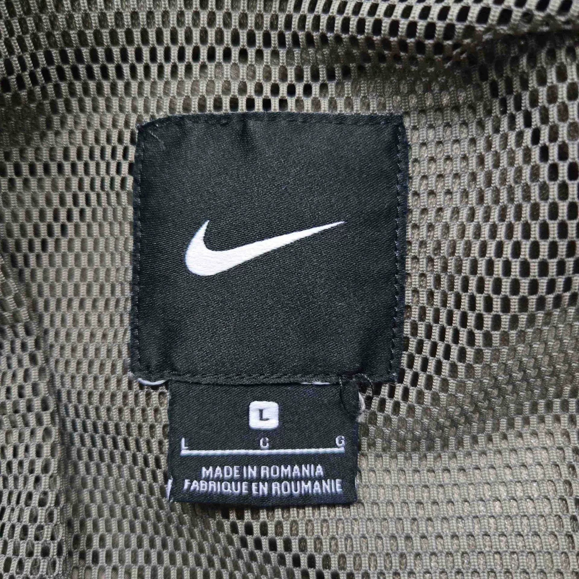 Nike Nike Yellow Jacket Outerwear Casual Size US L / EU 52-54 / 3 - 4 Thumbnail