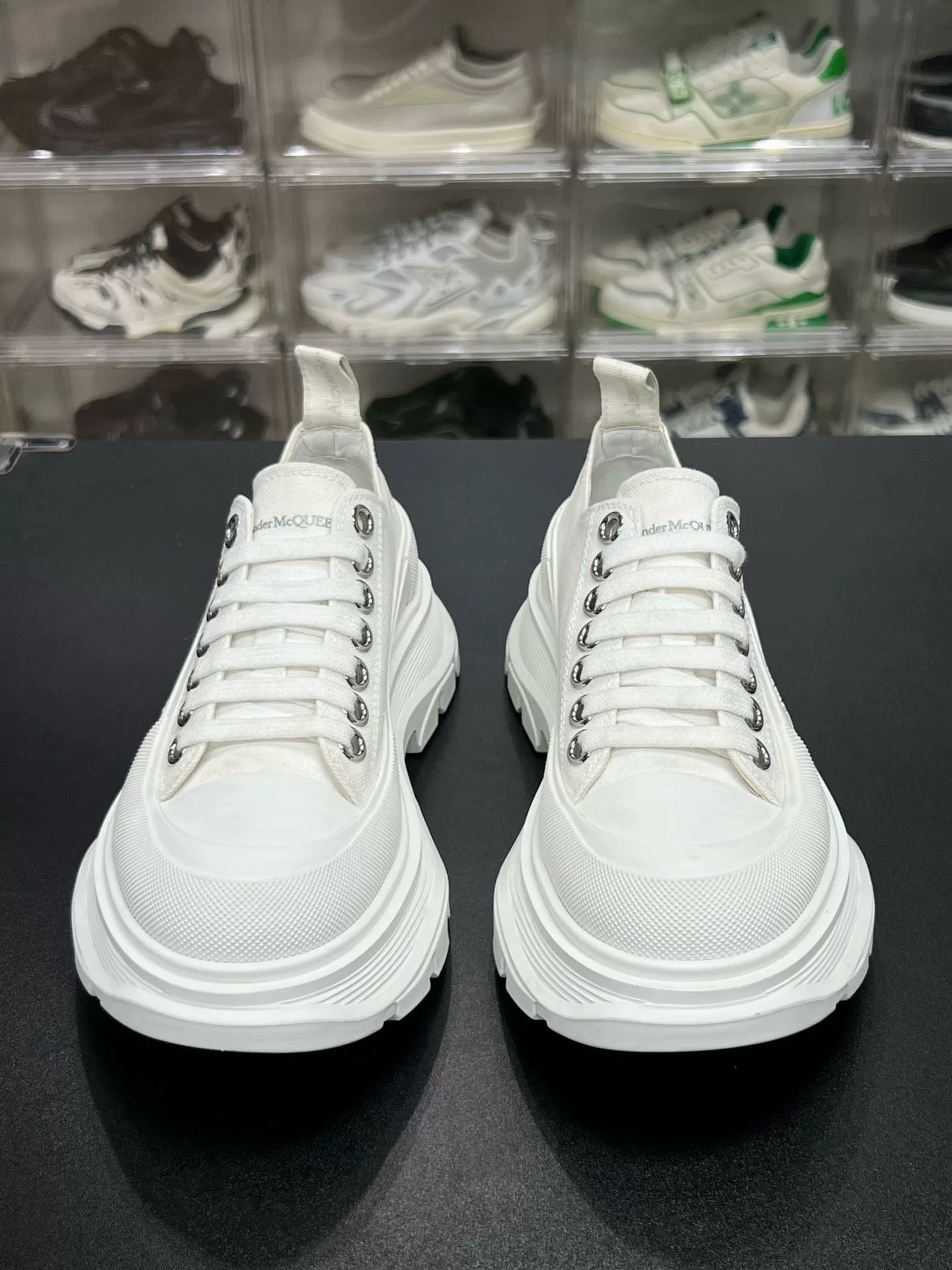 Dr. Martens Dr. Martens White Designer Casual Size US 10 / EU 43 - 2 Thumbnail