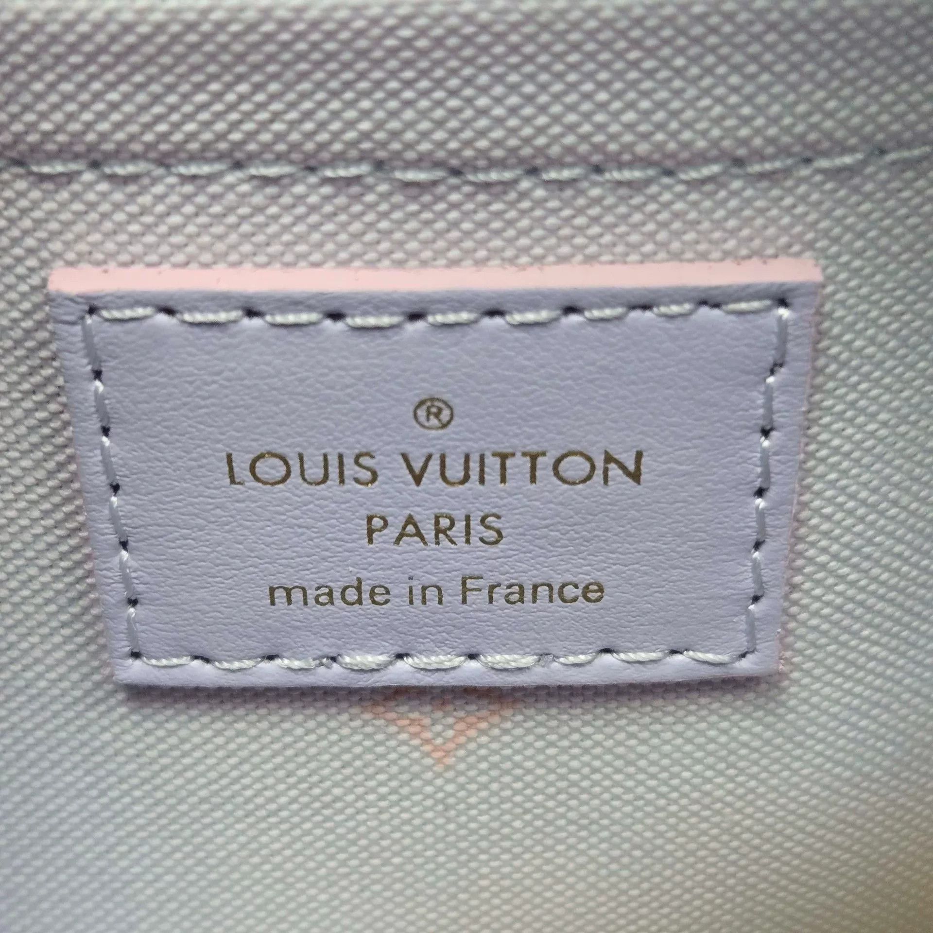 Louis Vuitton Louis Vuitton Multi Designer Casual Size US M / EU 48-50 / 2 - 8 Thumbnail
