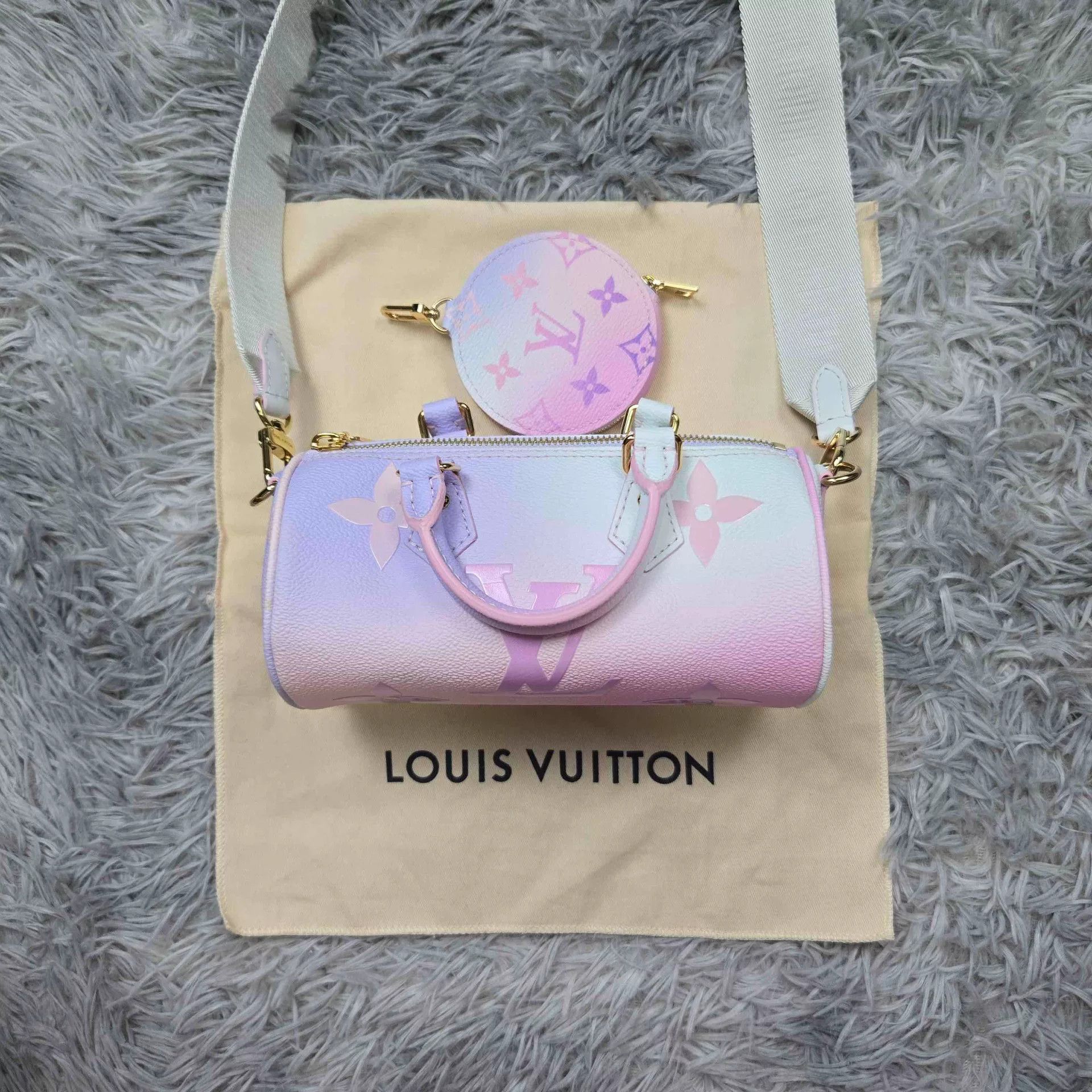 Louis Vuitton Louis Vuitton Multi Designer Casual Size US M / EU 48-50 / 2 - 2 Thumbnail