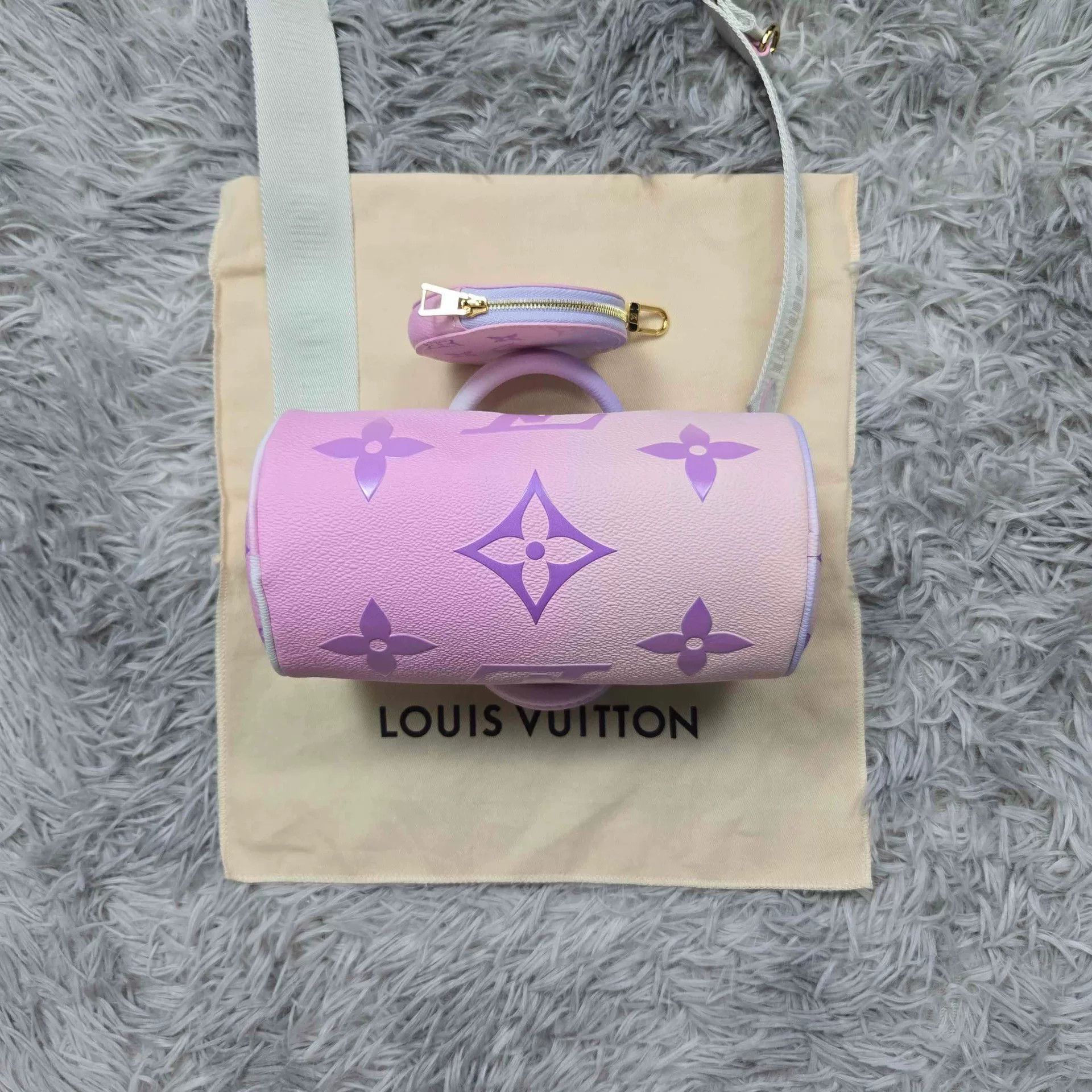 Louis Vuitton Louis Vuitton Multi Designer Casual Size US M / EU 48-50 / 2 - 5 Thumbnail