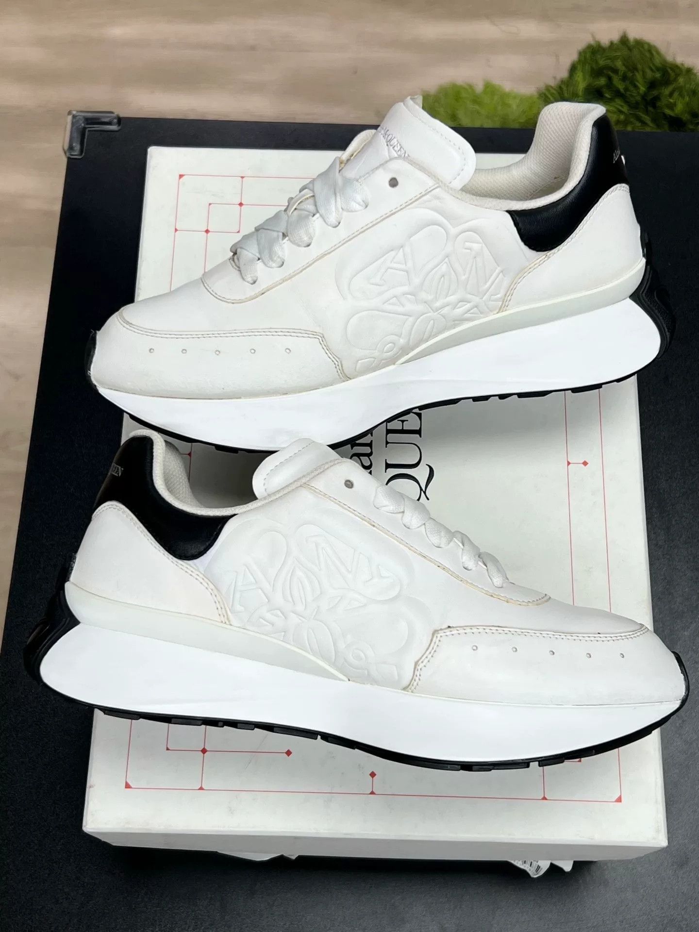 Bape Bape White Designer Casual Streetwear Size US 10 / EU 43 - 5 Thumbnail