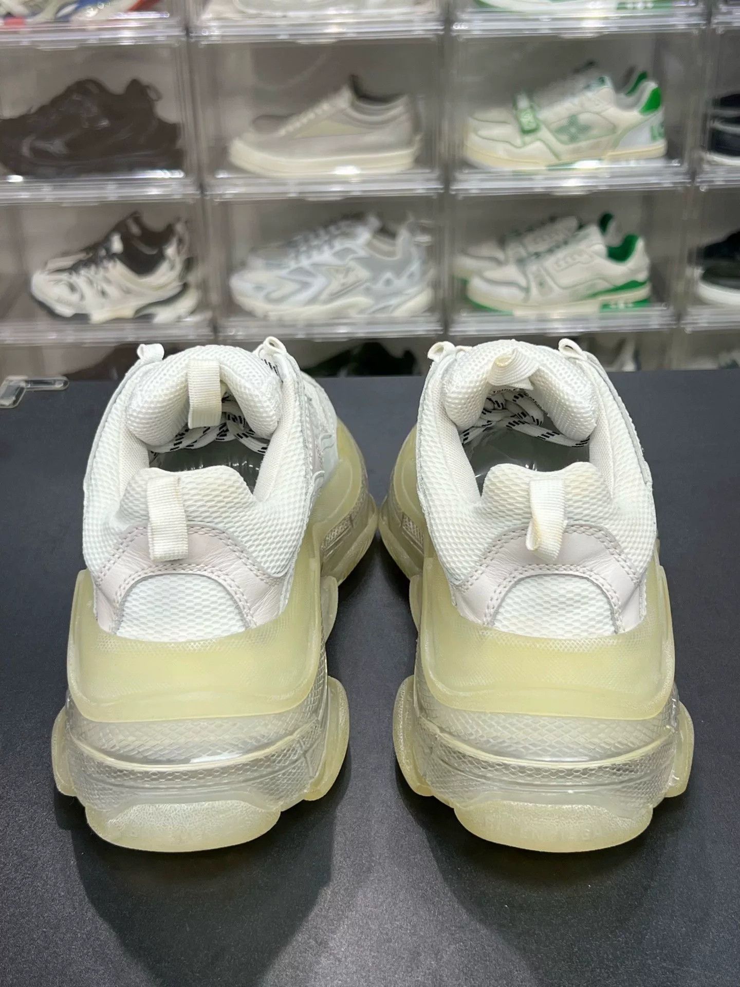 Balenciaga Balenciaga White Designer Casual Size US S / EU 44-46 / 1 - 7 Thumbnail