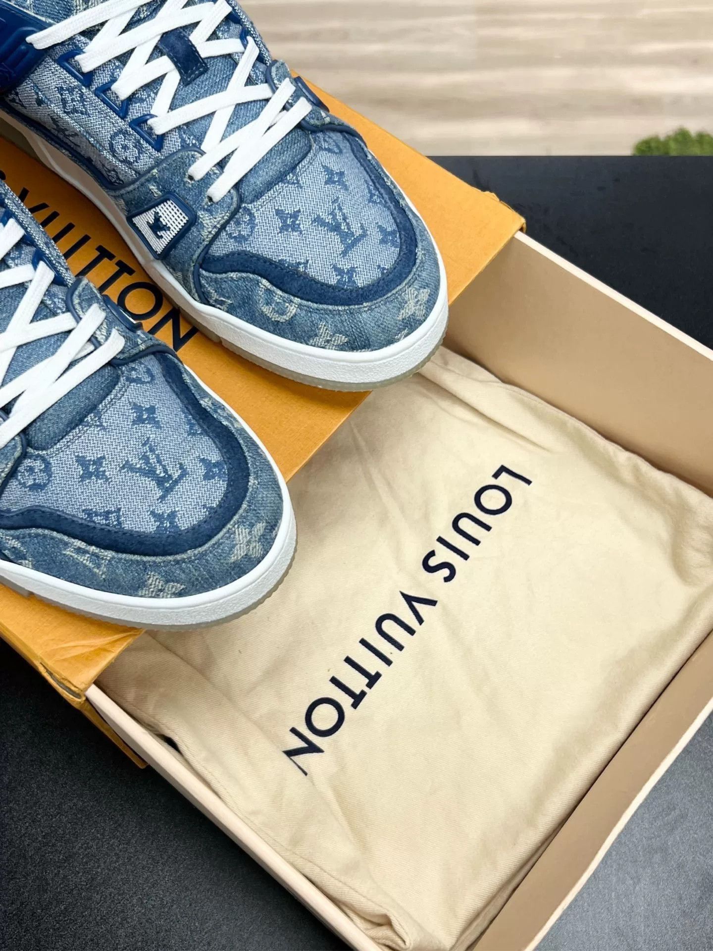 Louis Vuitton Louis Vuitton Blue Denim Designer Size US 30 / EU 46 - 9 Thumbnail