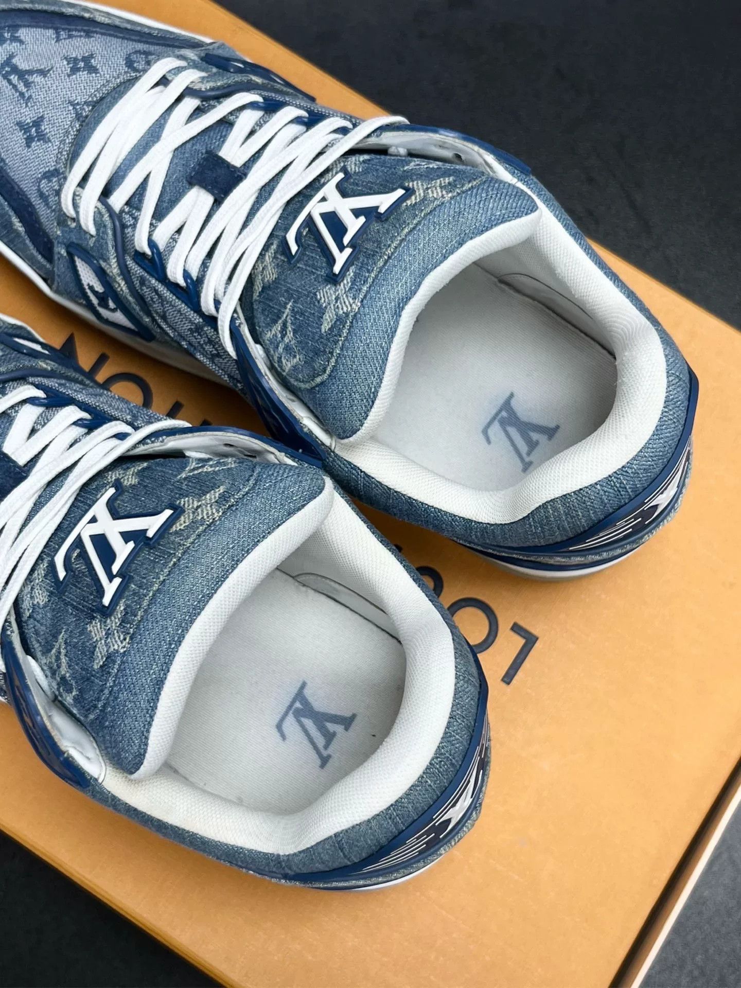 Louis Vuitton Louis Vuitton Blue Denim Designer Size US 30 / EU 46 - 4 Thumbnail