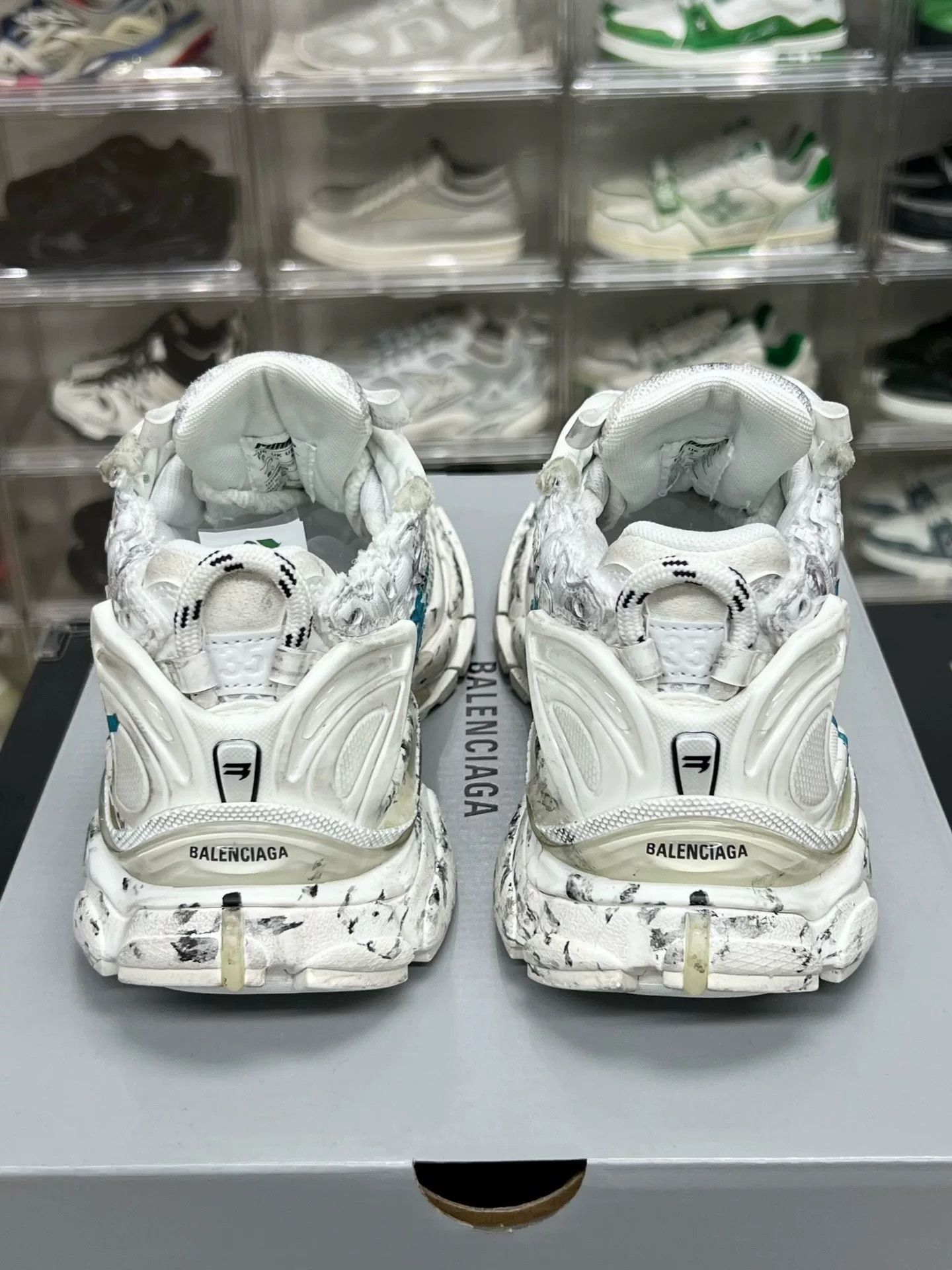 Balenciaga Balenciaga Item Designer Casual Size US S / EU 44-46 / 1 - 7 Thumbnail