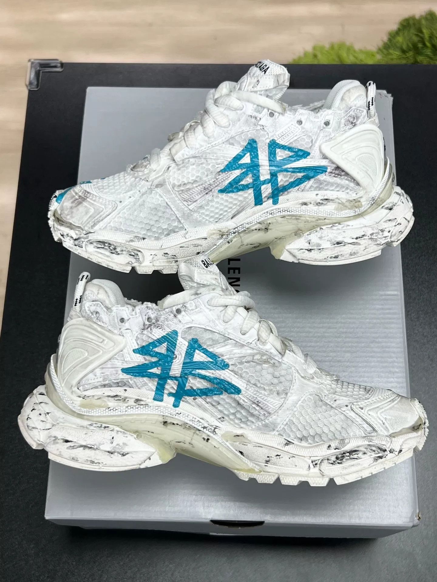 Balenciaga Balenciaga Item Designer Casual Size US S / EU 44-46 / 1 - 6 Thumbnail