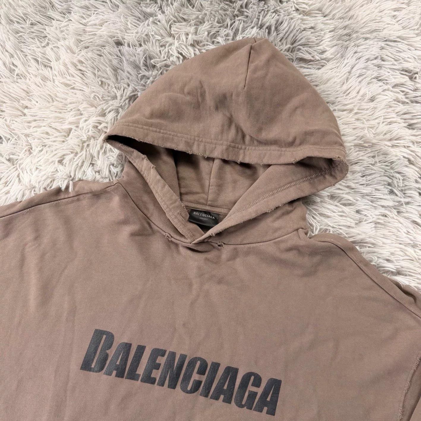 Balenciaga Balenciaga Sweatshirt Pullover Size US S / EU 44-46 / 1 - 3 Thumbnail