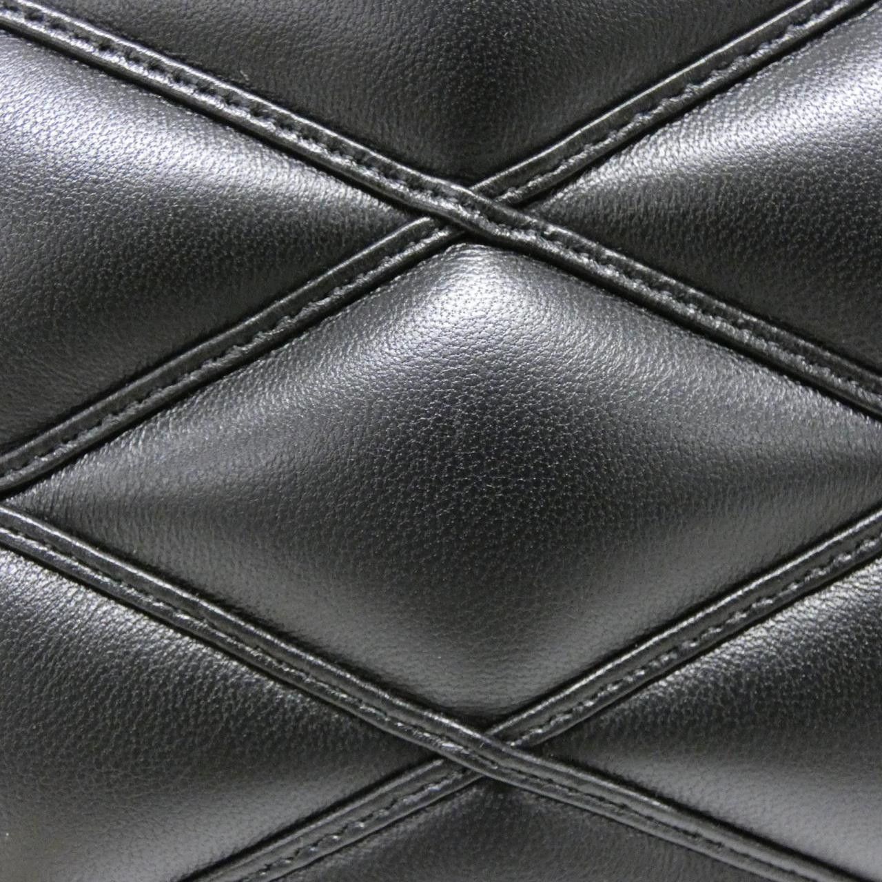Louis Vuitton Louis Vuitton Louis Vuitton GO-14 Lambskin Shoulder Bag Leather Shoulder Bag M22891 DUTY FREE for USA Size ONE SIZE - 5 Thumbnail