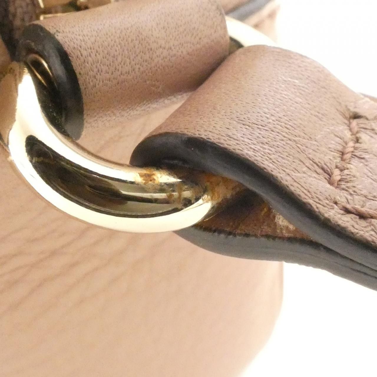 Gucci Gucci Gucci Soho Leather Shoulder Bag Leather Shoulder Bag 308364A7M0G DUTY FREE for USA Size ONE SIZE - 7 Thumbnail