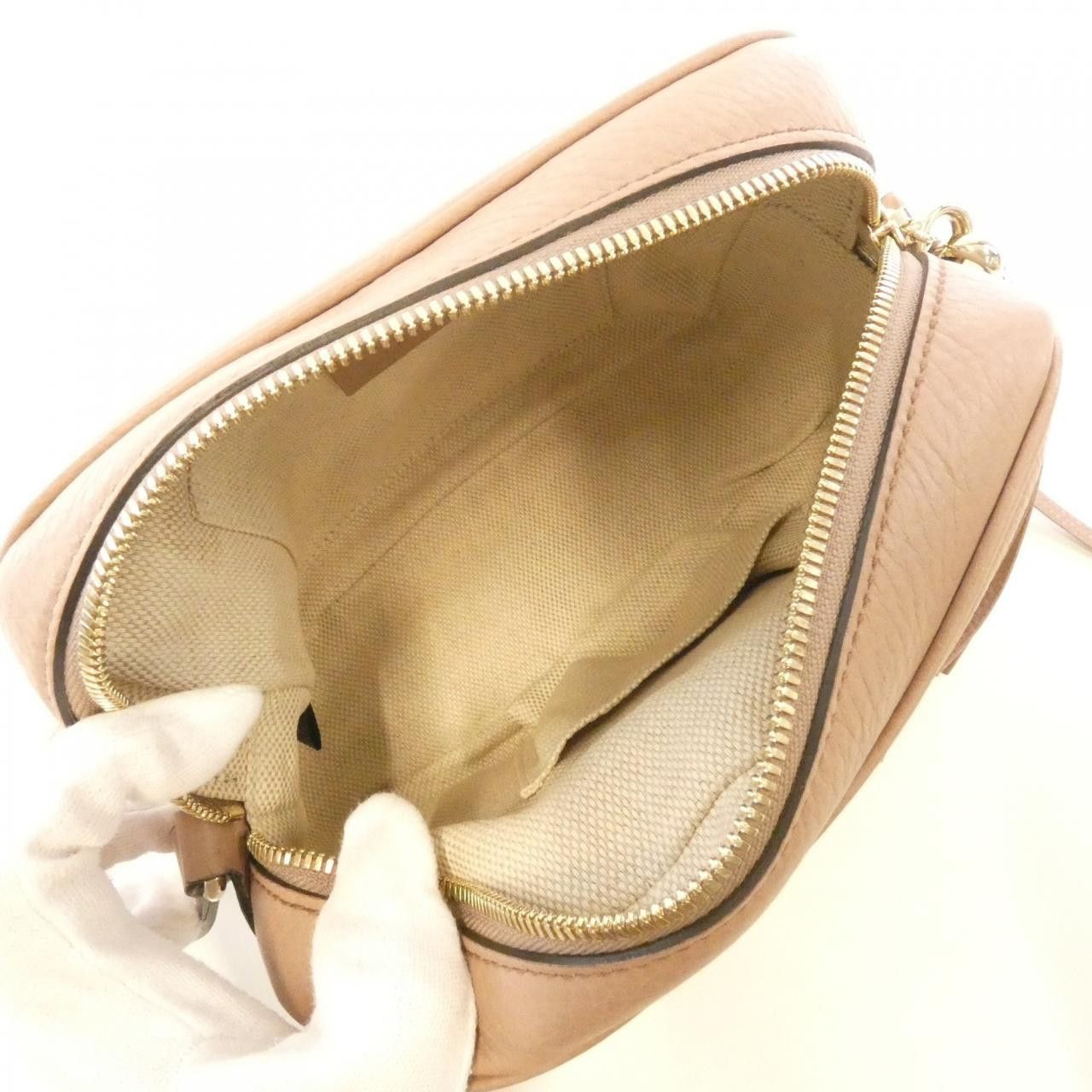 Gucci Gucci Gucci Soho Leather Shoulder Bag Leather Shoulder Bag 308364A7M0G DUTY FREE for USA Size ONE SIZE - 9 Thumbnail