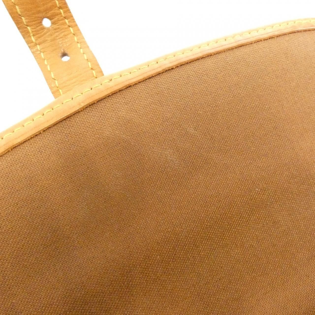 Louis Vuitton Louis Vuitton Louis Vuitton Monogram Shoulder Bag Textile Shoulder Bag M42250 DUTY FREE for USA Size ONE SIZE - 10 Thumbnail