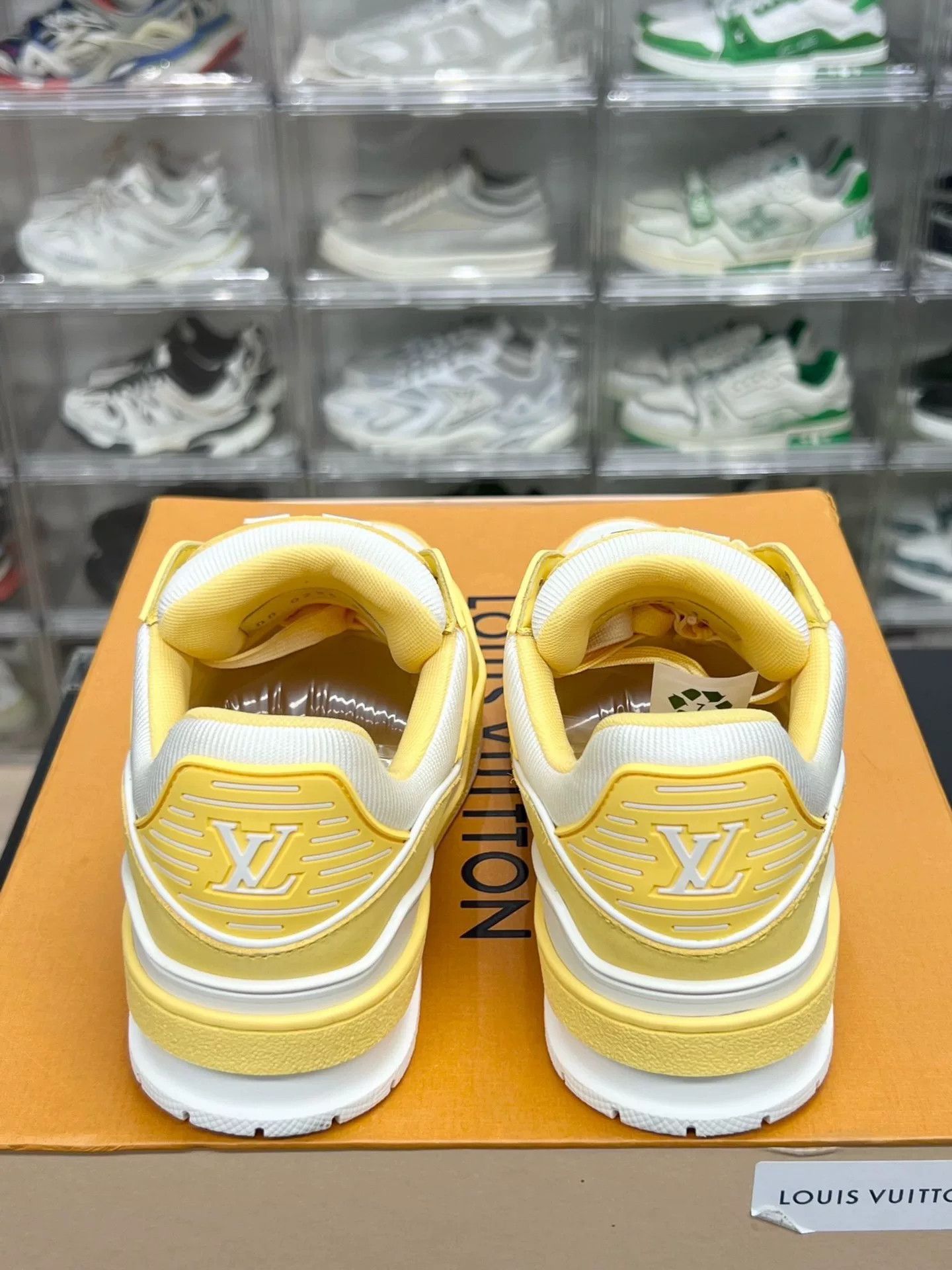 Louis Vuitton Louis Vuitton Yellow Designer Casual Size US S / EU 44-46 / 1 - 7 Thumbnail