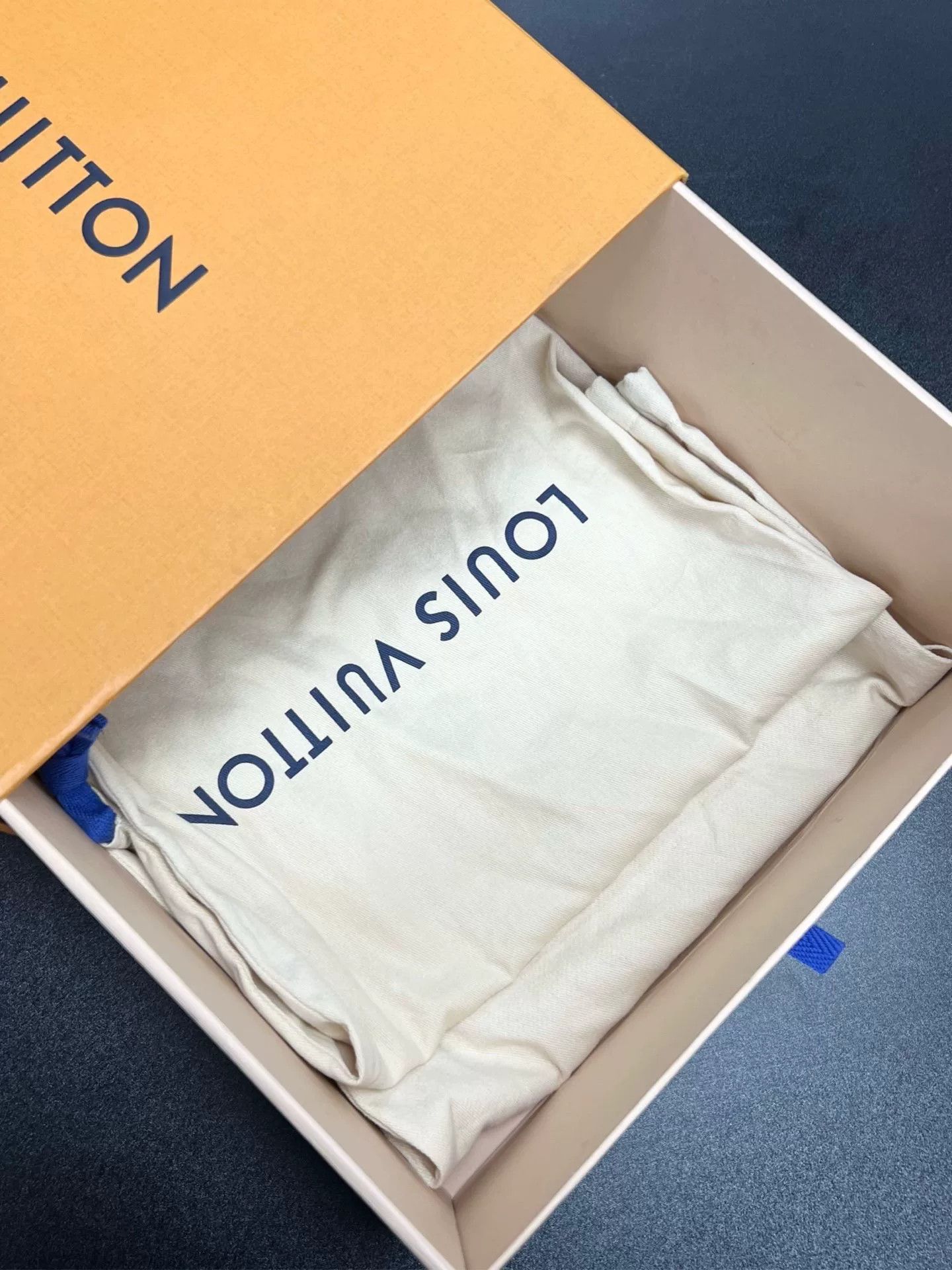 Louis Vuitton Louis Vuitton Yellow Designer Casual Size US S / EU 44-46 / 1 - 9 Thumbnail