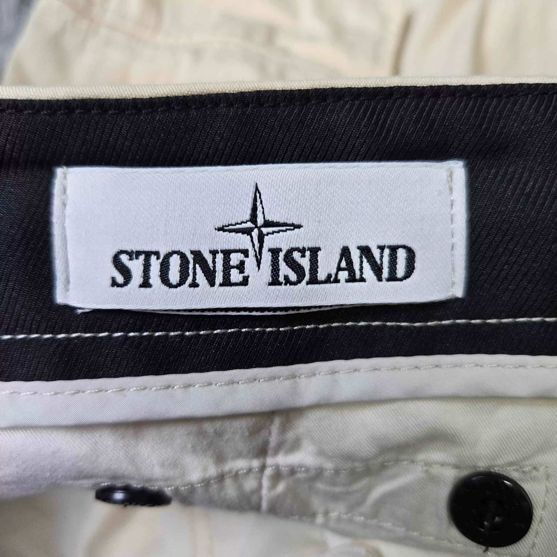 Stone Island Stone Island Yellow Shorts Designer Size US 30 / EU 46 - 4 Thumbnail
