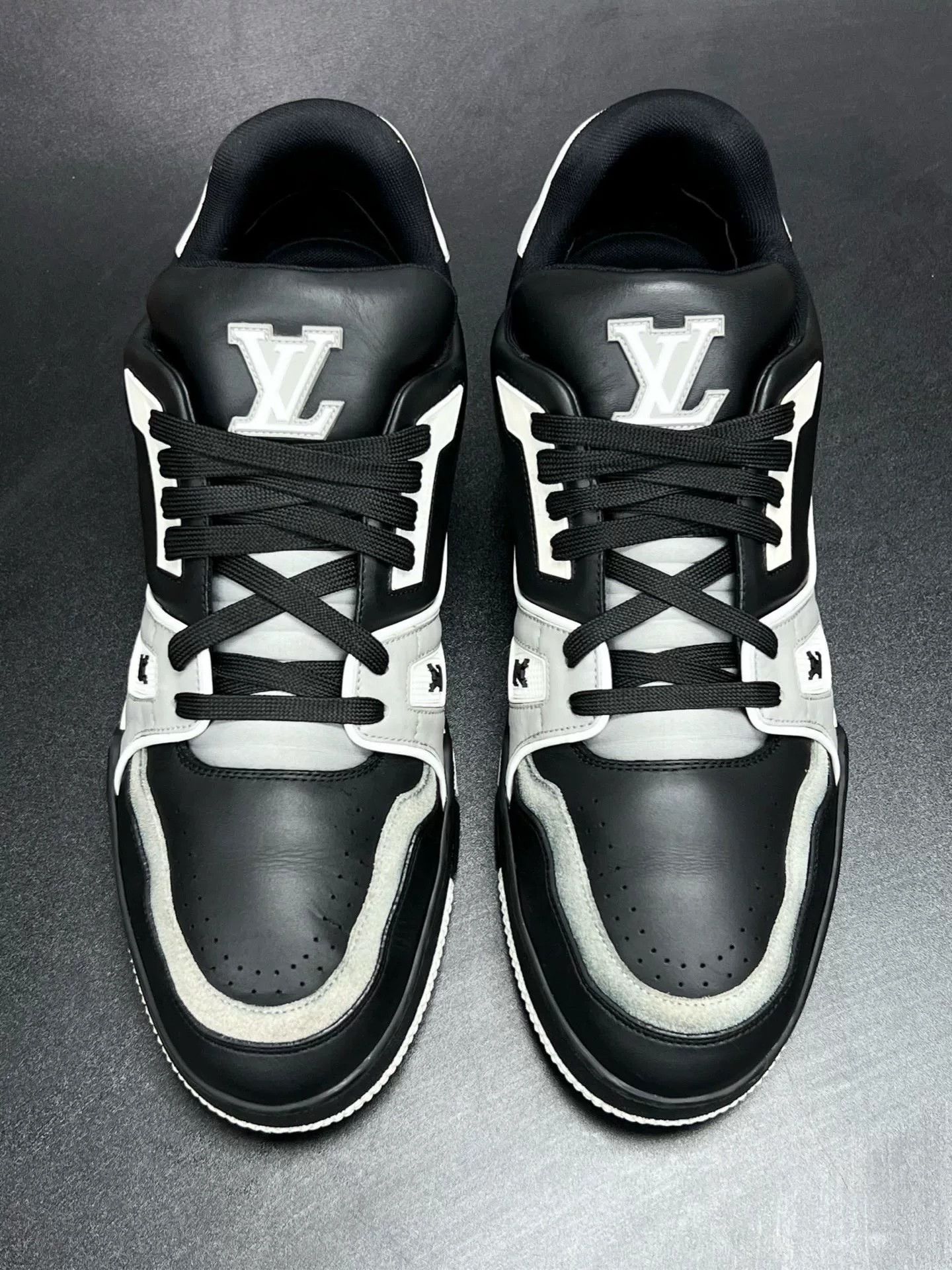 Louis Vuitton Louis Vuitton Black Designer Casual Size US S / EU 44-46 / 1 - 3 Thumbnail