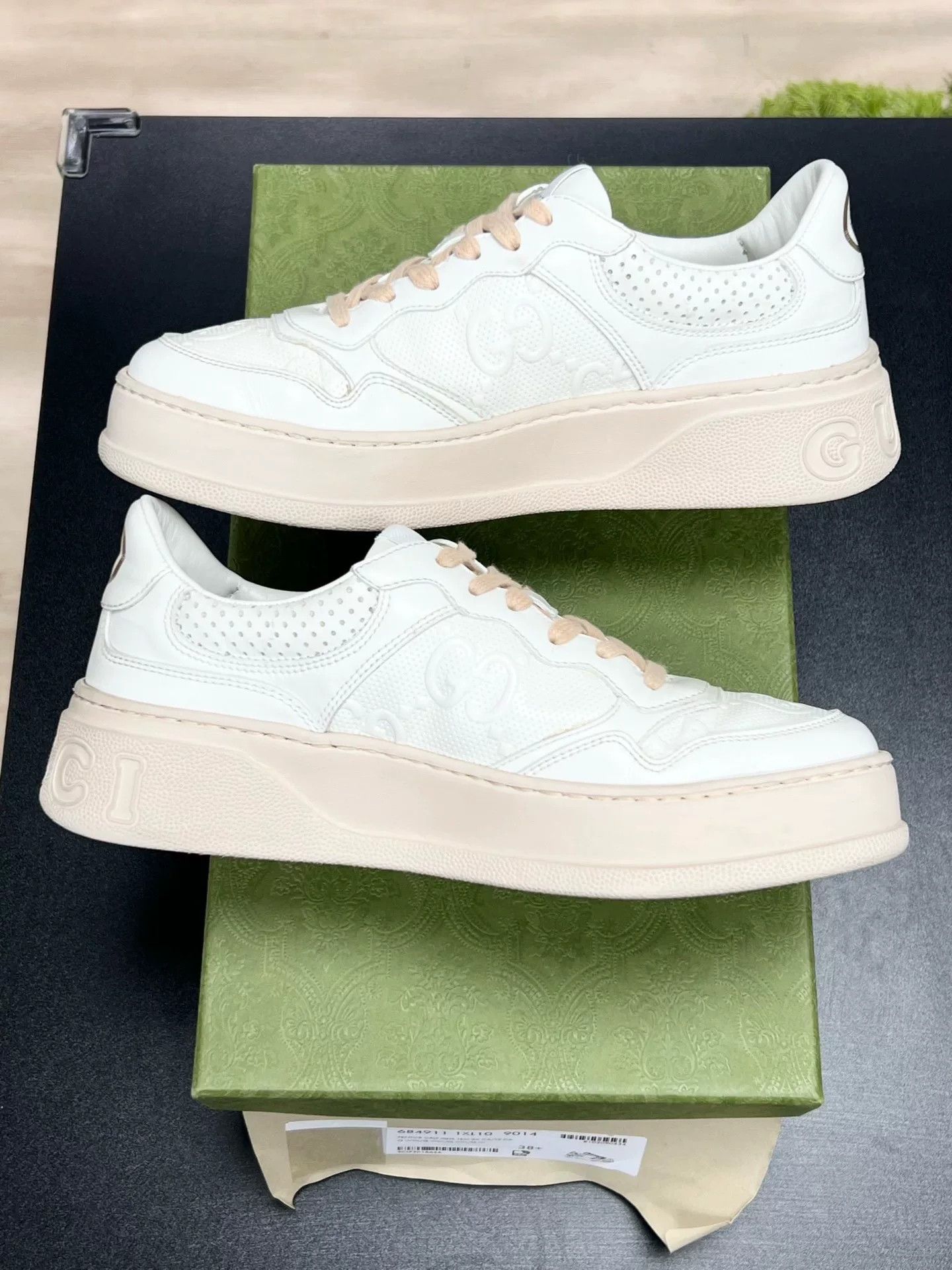 Gucci Gucci Pink Shoes Low Top High Top Size US S / EU 44-46 / 1 - 6 Thumbnail