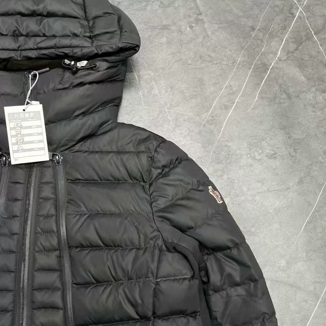 Moncler Item Designer Casual Streetwear Size US XS / EU 42 / 0 - 4 Thumbnail