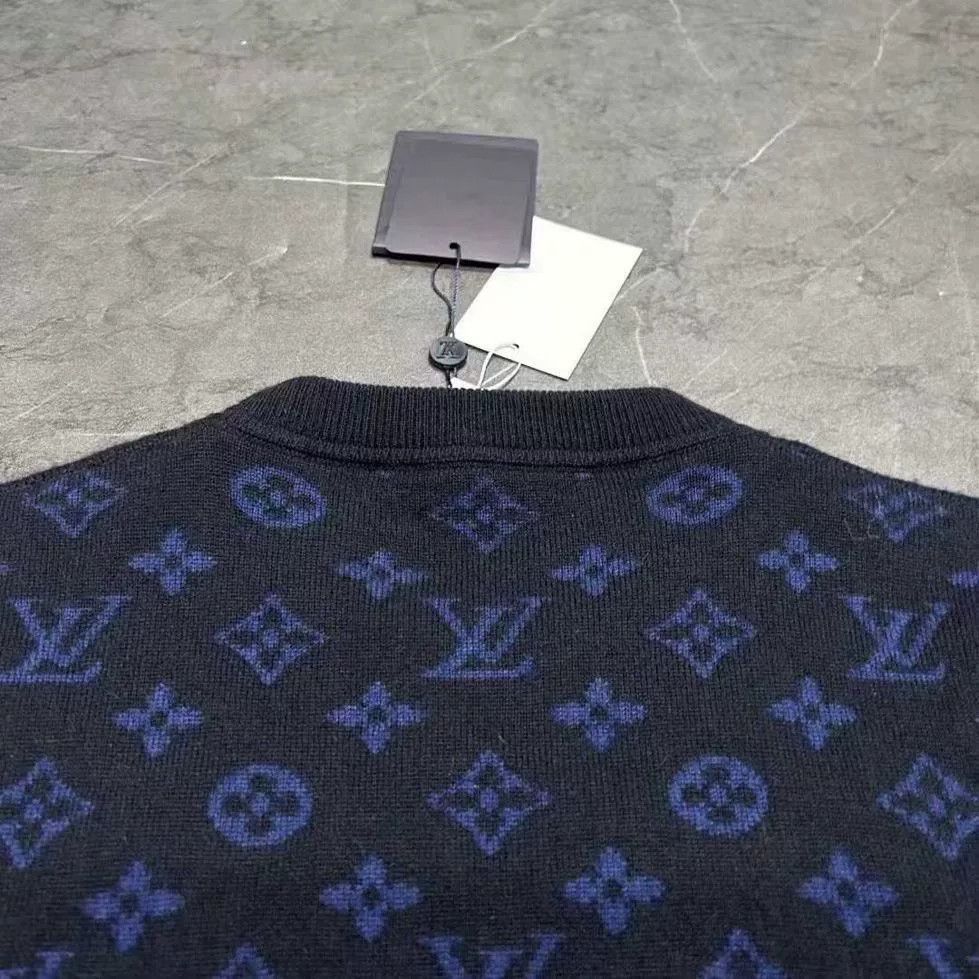 Louis Vuitton Louis Vuitton Item Designer Casual Size US S / EU 44-46 / 1 - 7 Thumbnail