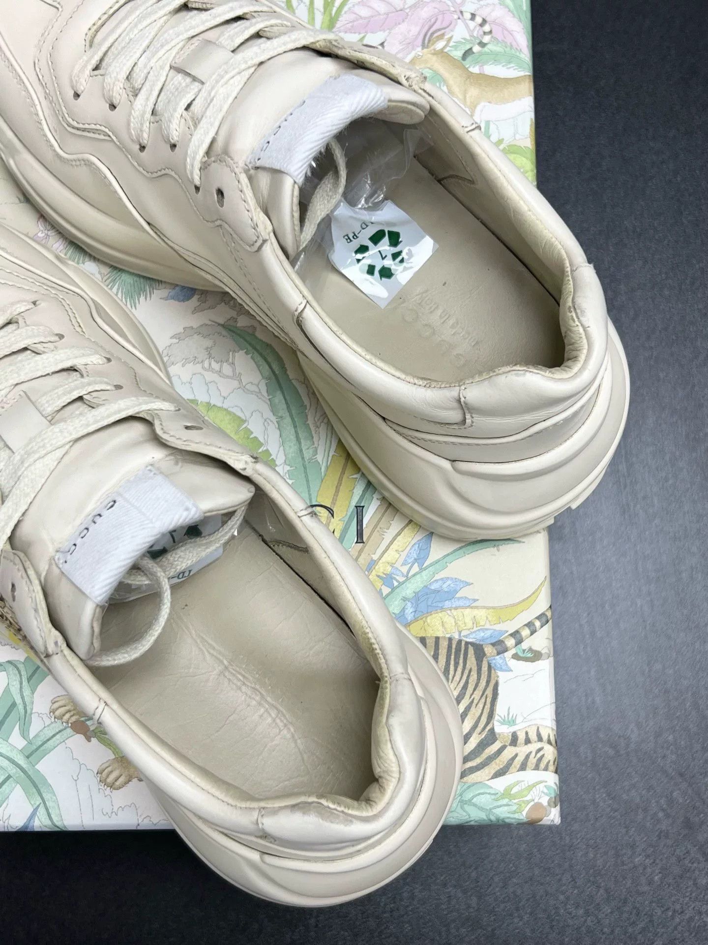 Gucci Gucci Item Designer Casual Streetwear Size US S / EU 44-46 / 1 - 4 Thumbnail