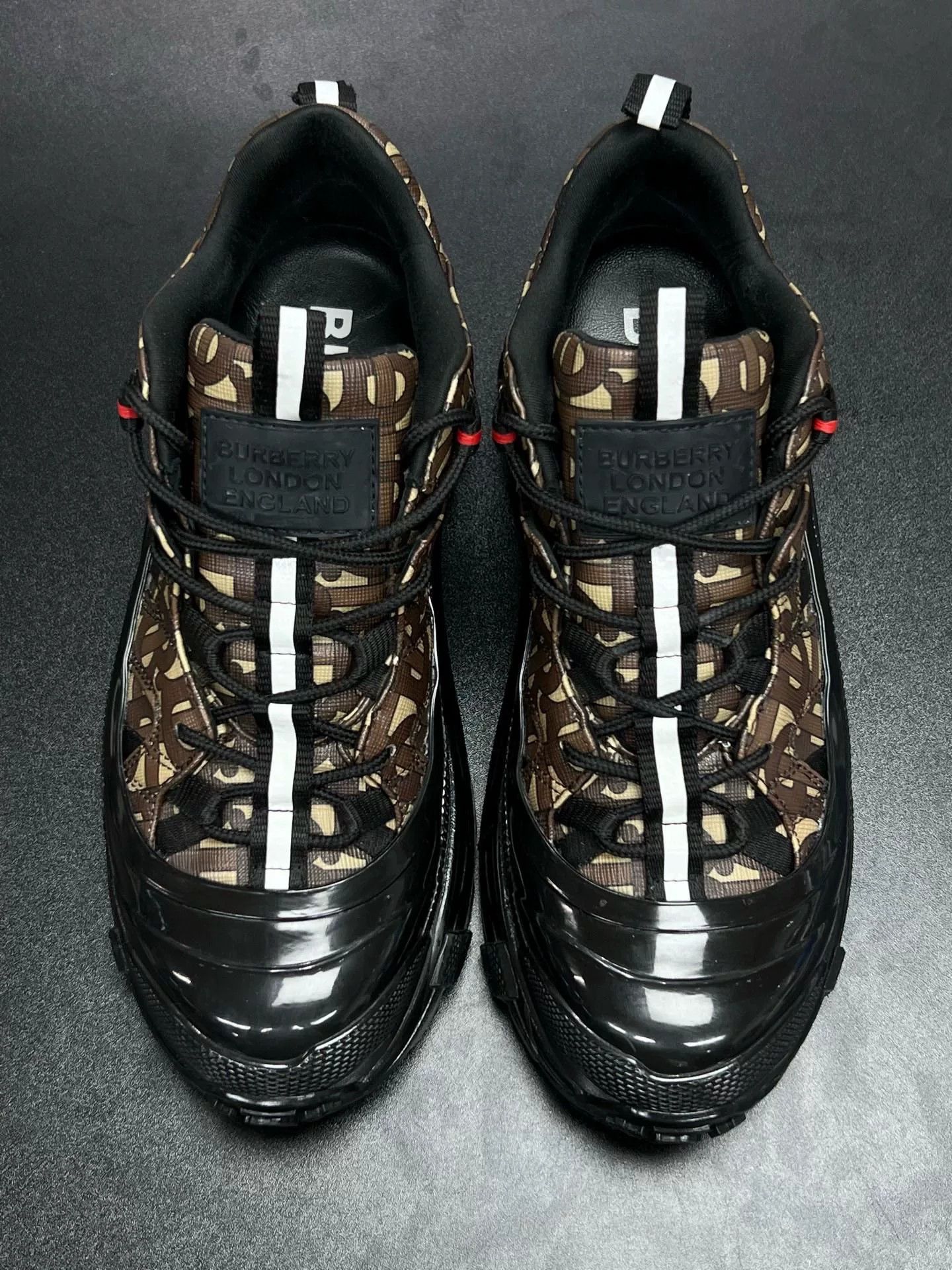 Burberry Burberry Sneakers Low Top High Top Size US 10 / EU 43 - 3 Thumbnail